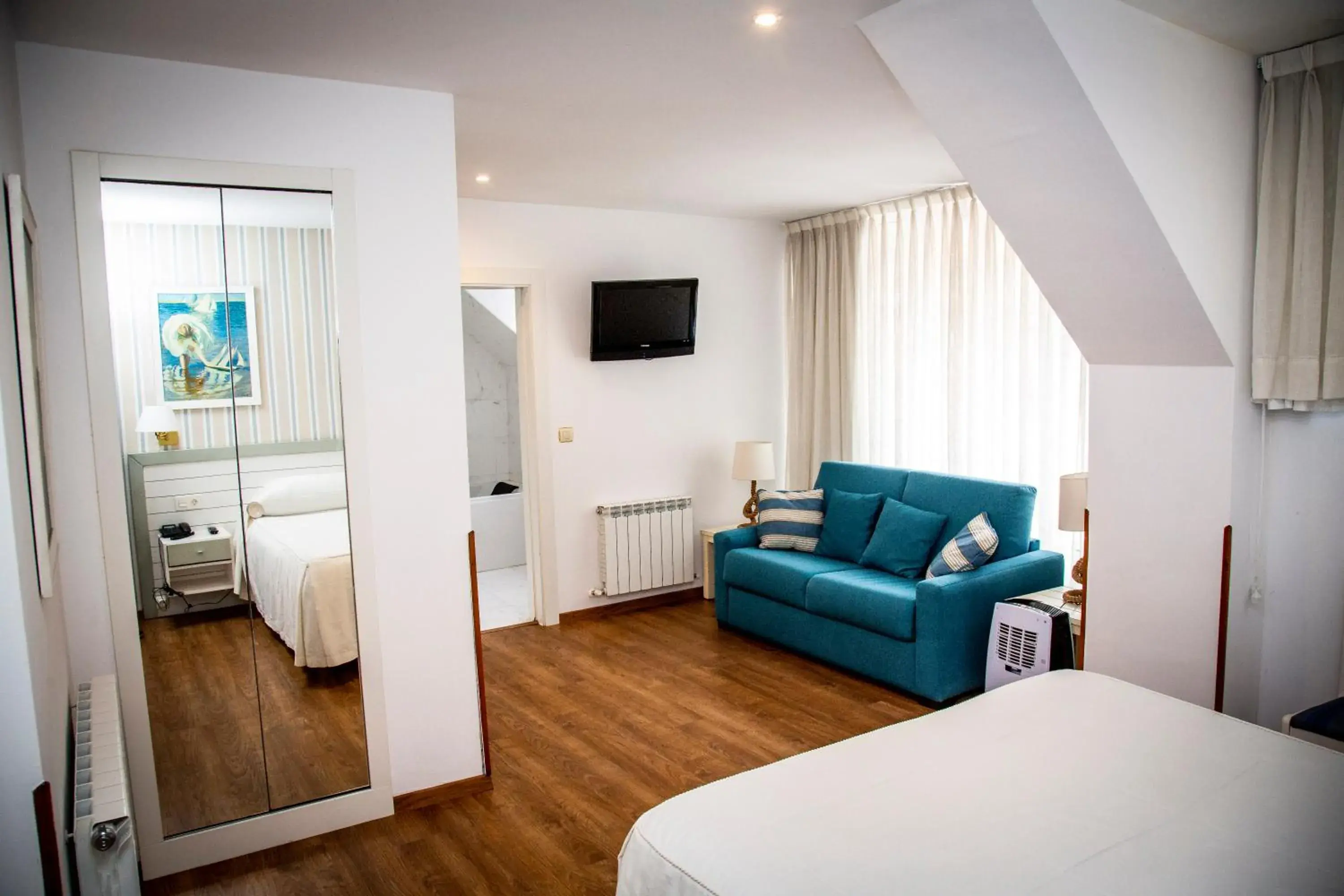 Family Suite in H Isabel - Suárez Inclán 38 Family Suite in H Isabel - Suárez Inclán 38