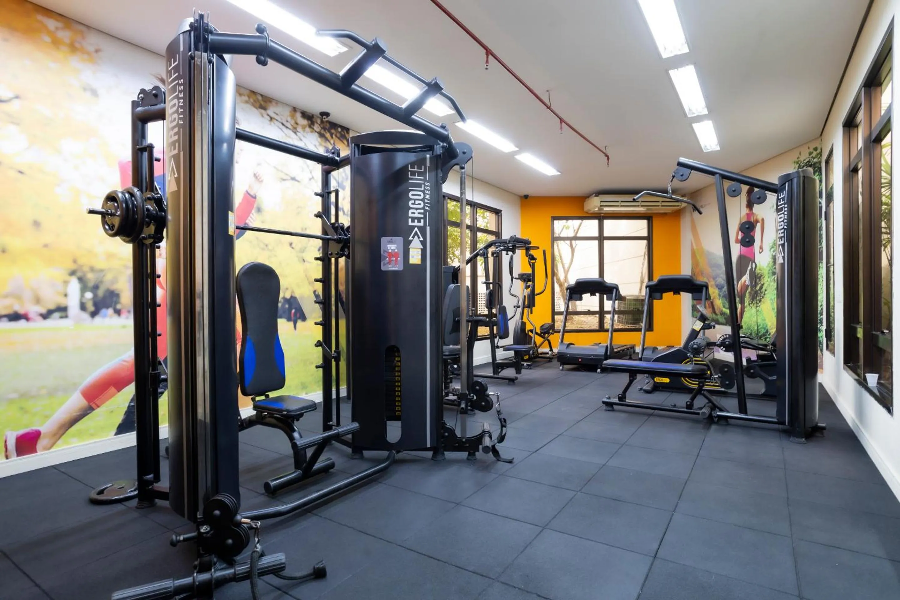 Fitness centre/facilities in You Stay at Vila Olimpia - The World
