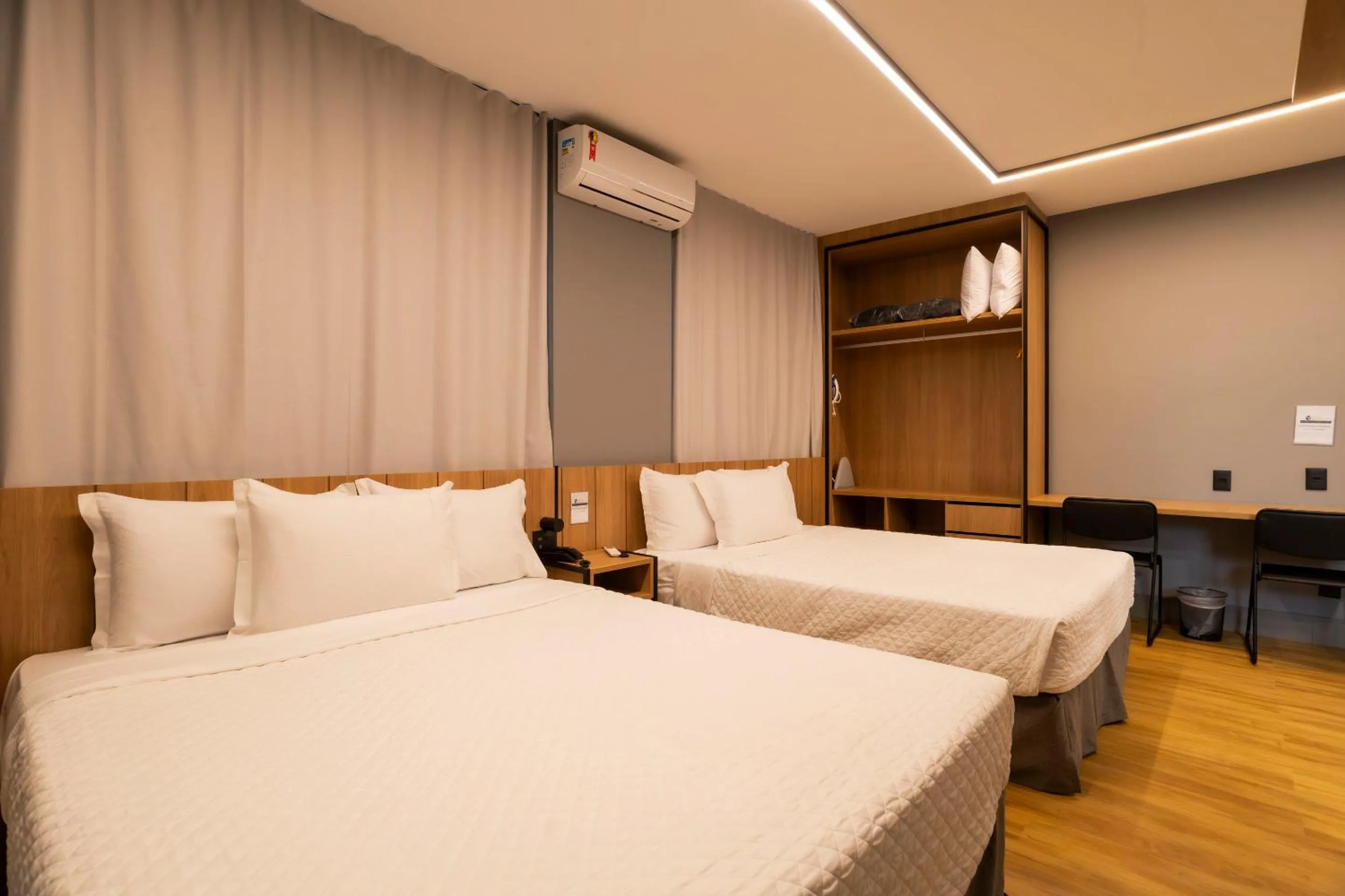 Photo of the whole room, Bed in You Stay at Vila Olimpia - The World