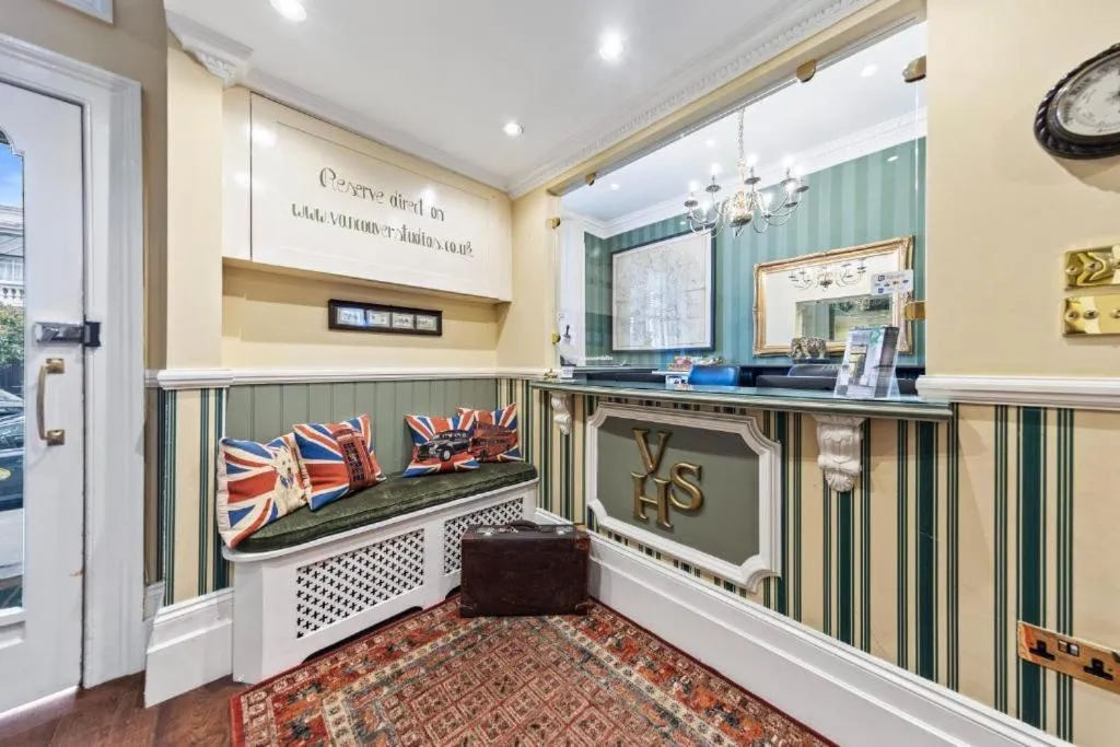 Lobby or reception in Vancouver Hotel and Studios