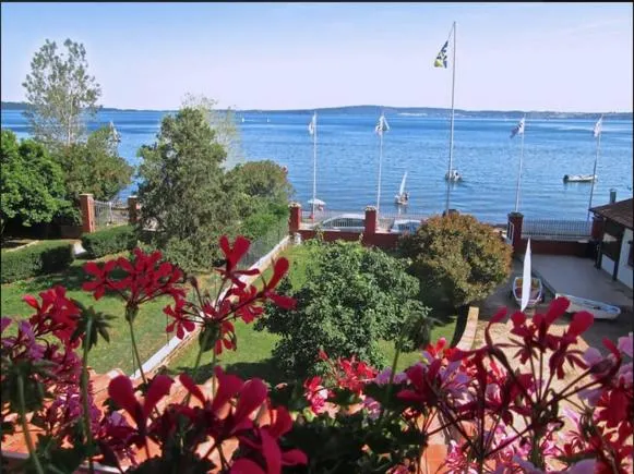 Verde Blu Lakefront Boutique Holiday Apartments Trevignano Romano
