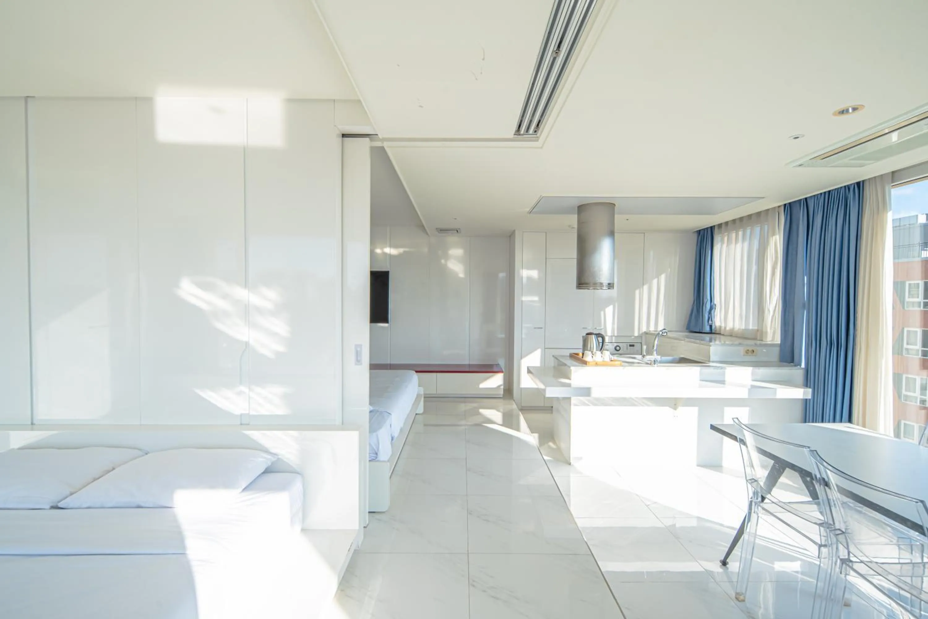 From H Oceanpalace Hotel Jeju