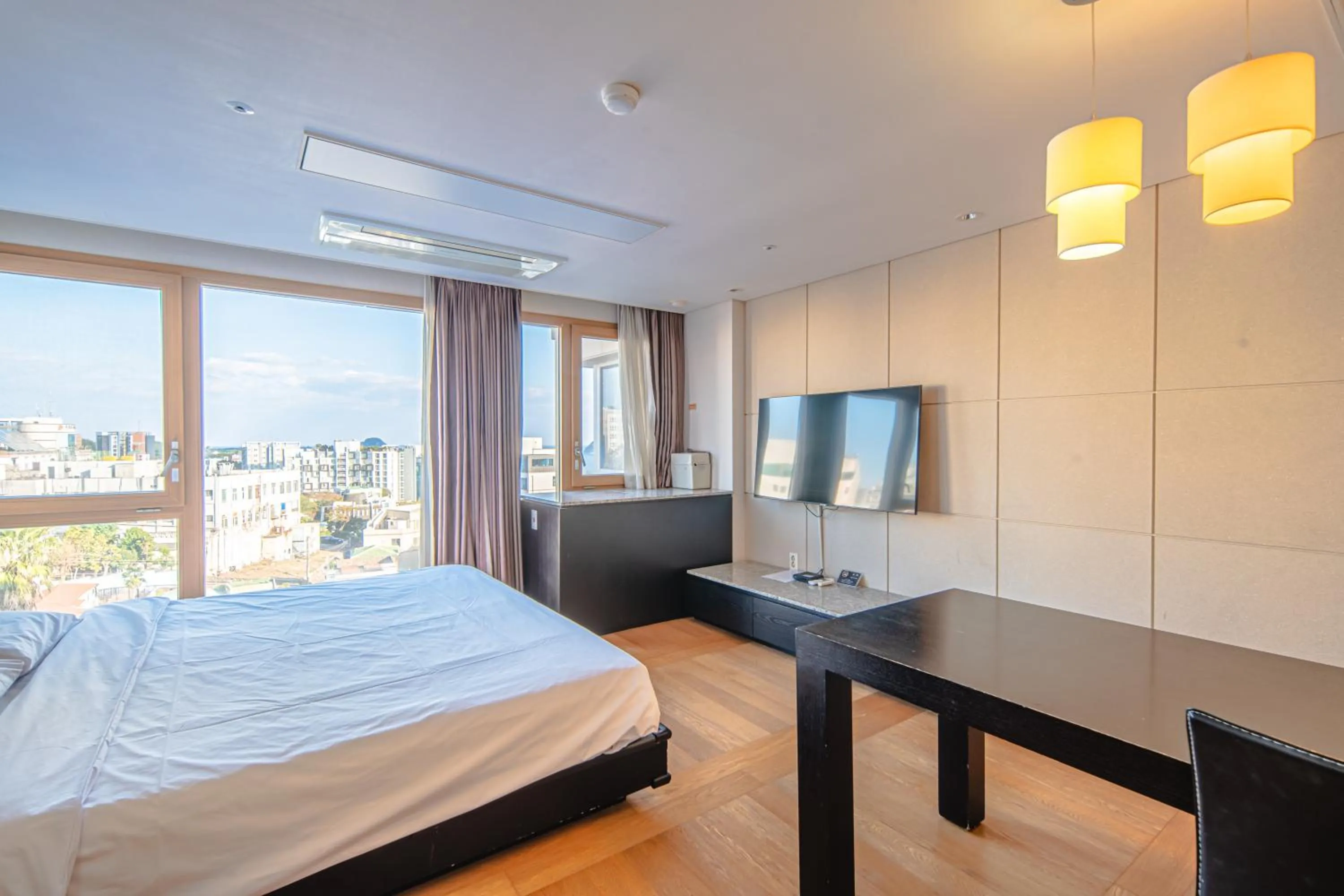 From H Oceanpalace Hotel Jeju