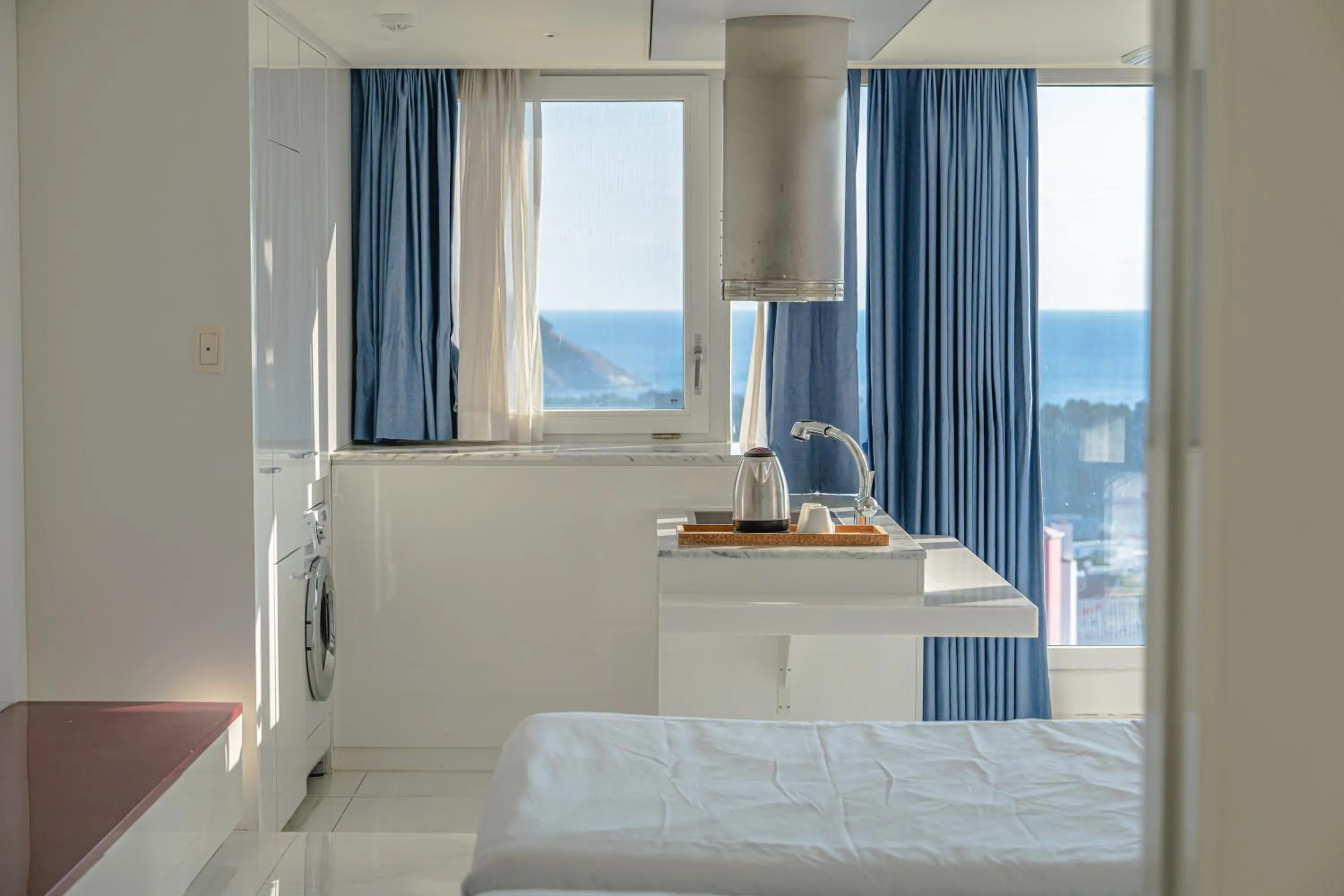 From H Oceanpalace Hotel Jeju