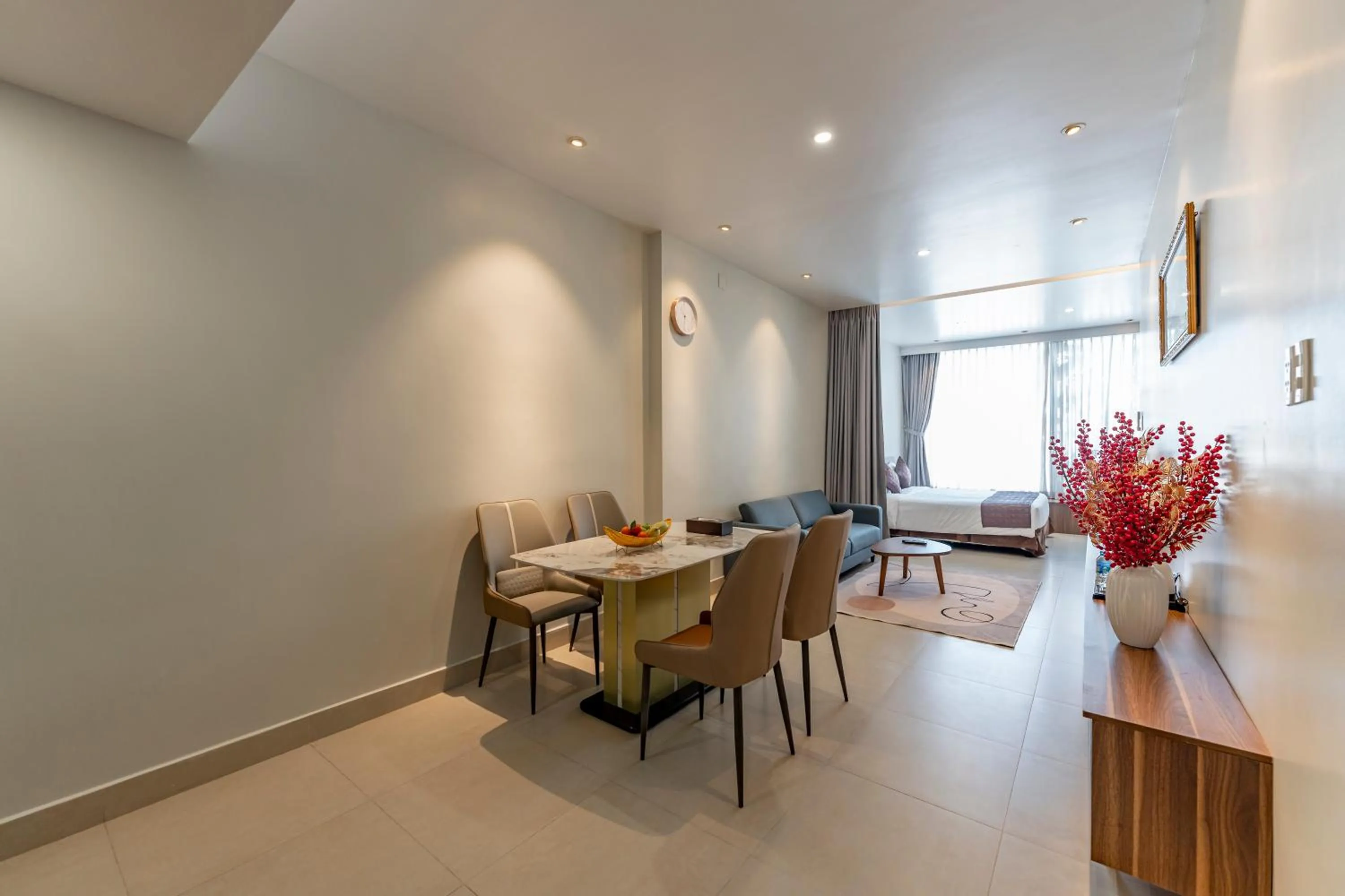 Living room in Thanh Long Hotel - Apartment