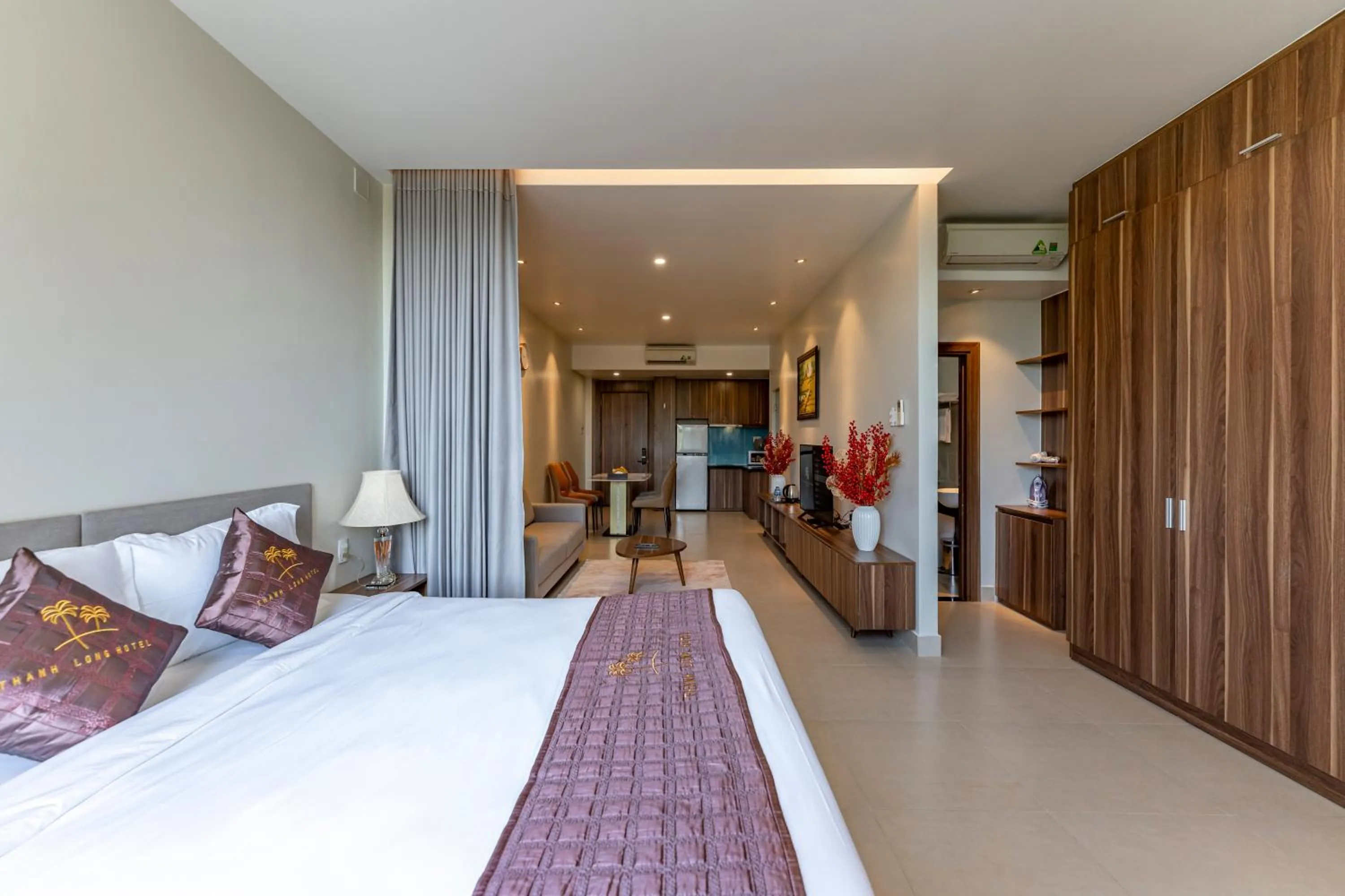 Bed in Thanh Long Hotel - Apartment