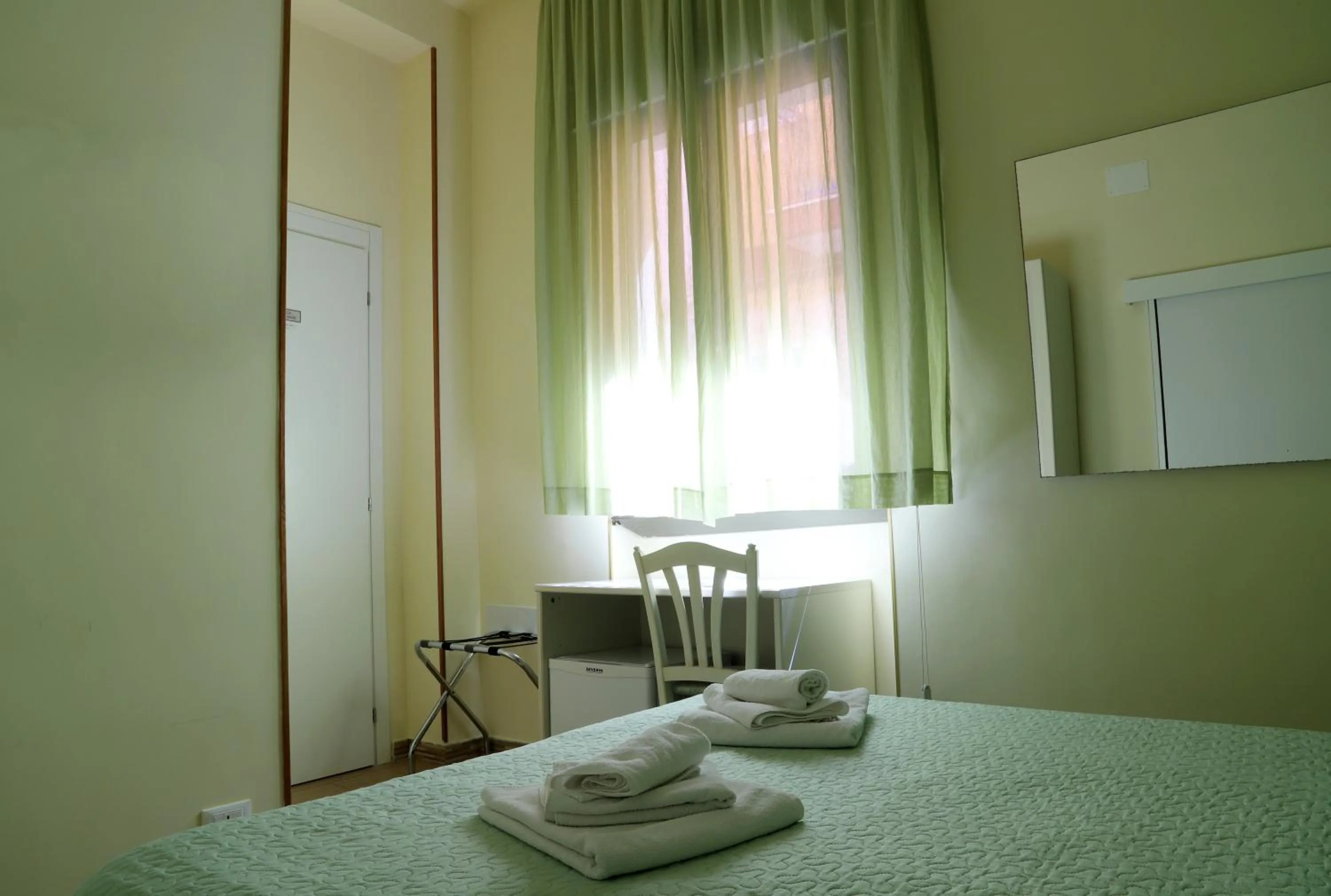 Bedroom, Bed in Night & Day