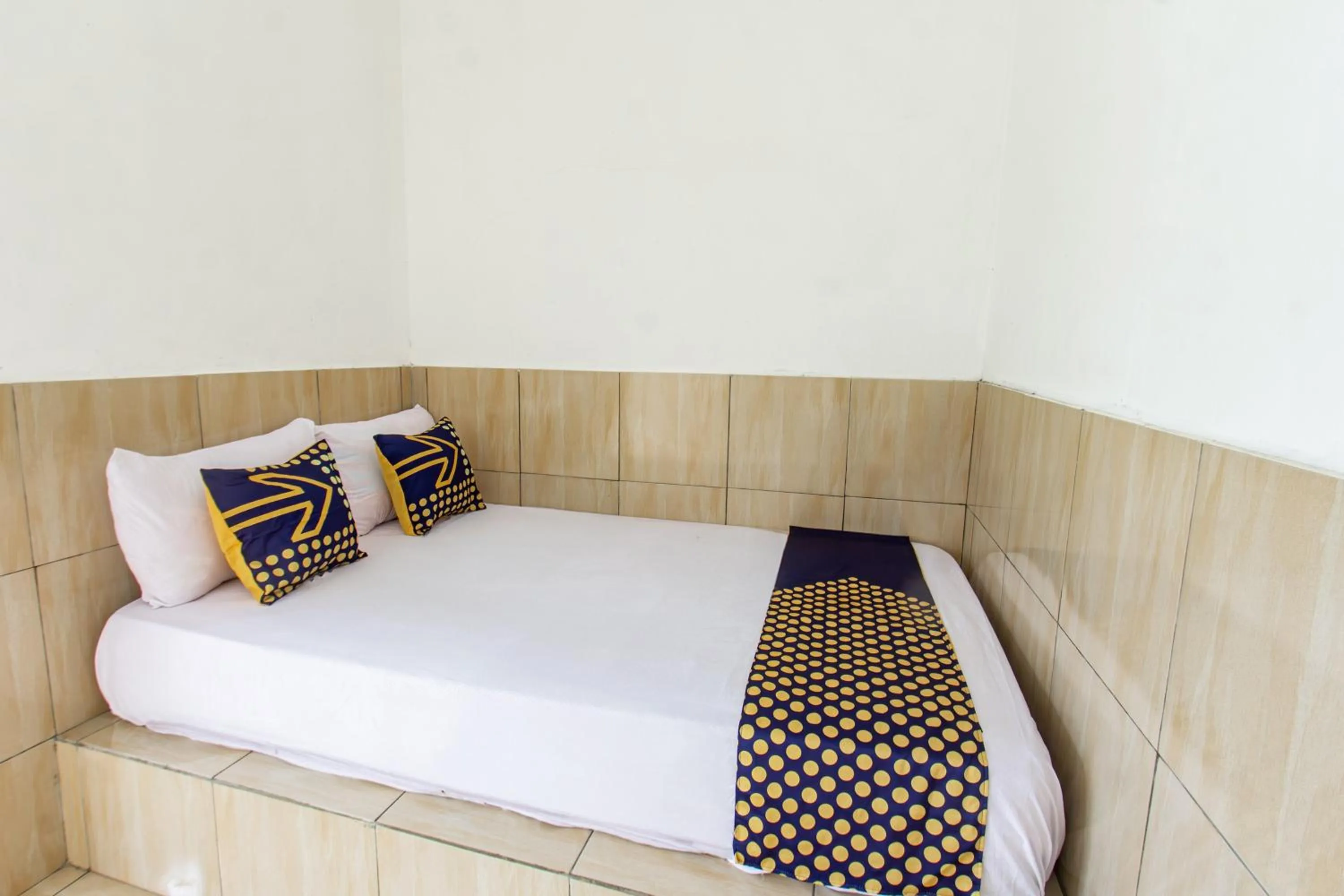 Bedroom, Bed in Hotel O Penginapan Mekar Sari Near PT. Lombok Menara Energygas