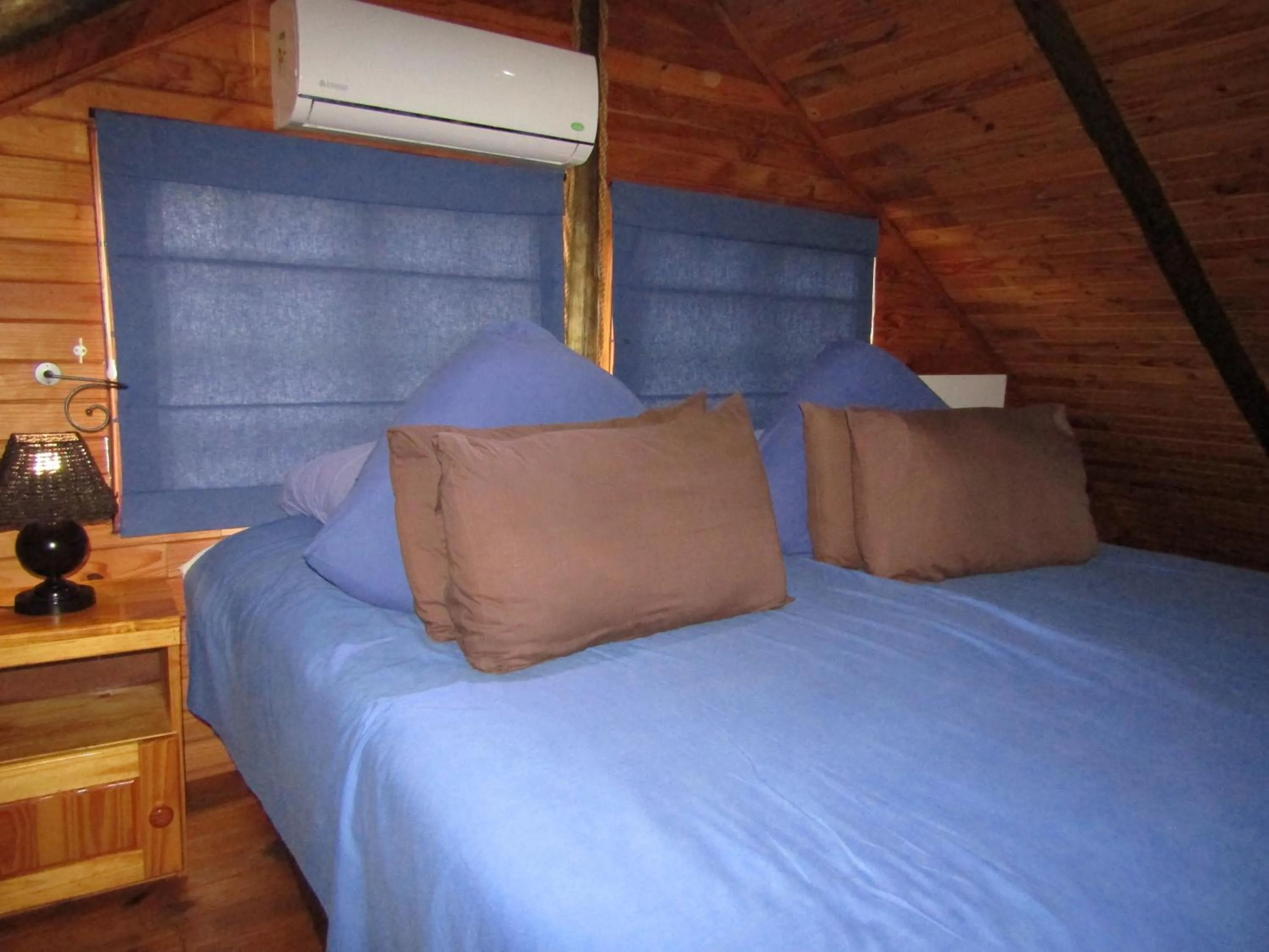 Bed in Stone Hill