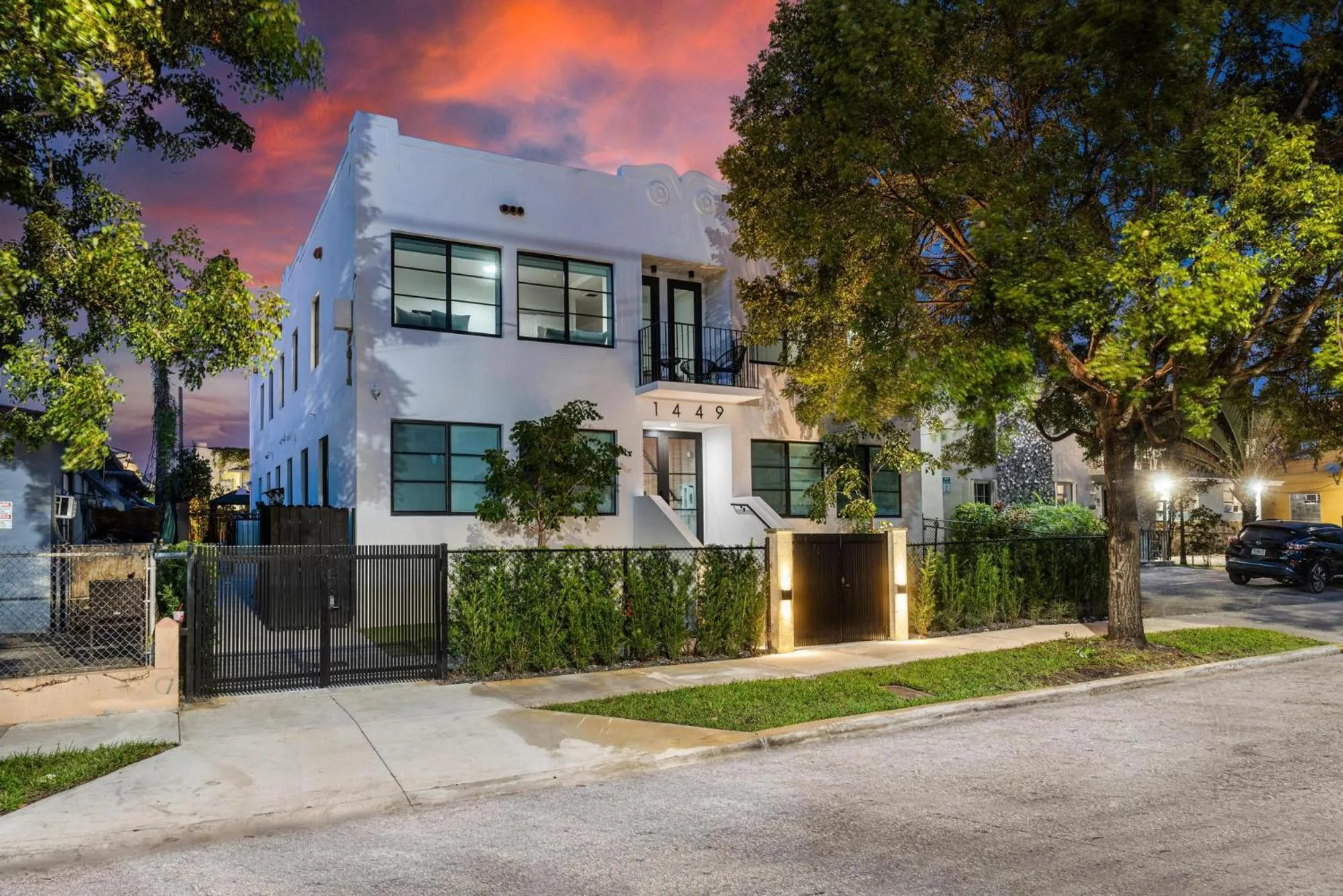 Property building in Lux Retreat By Renzzi