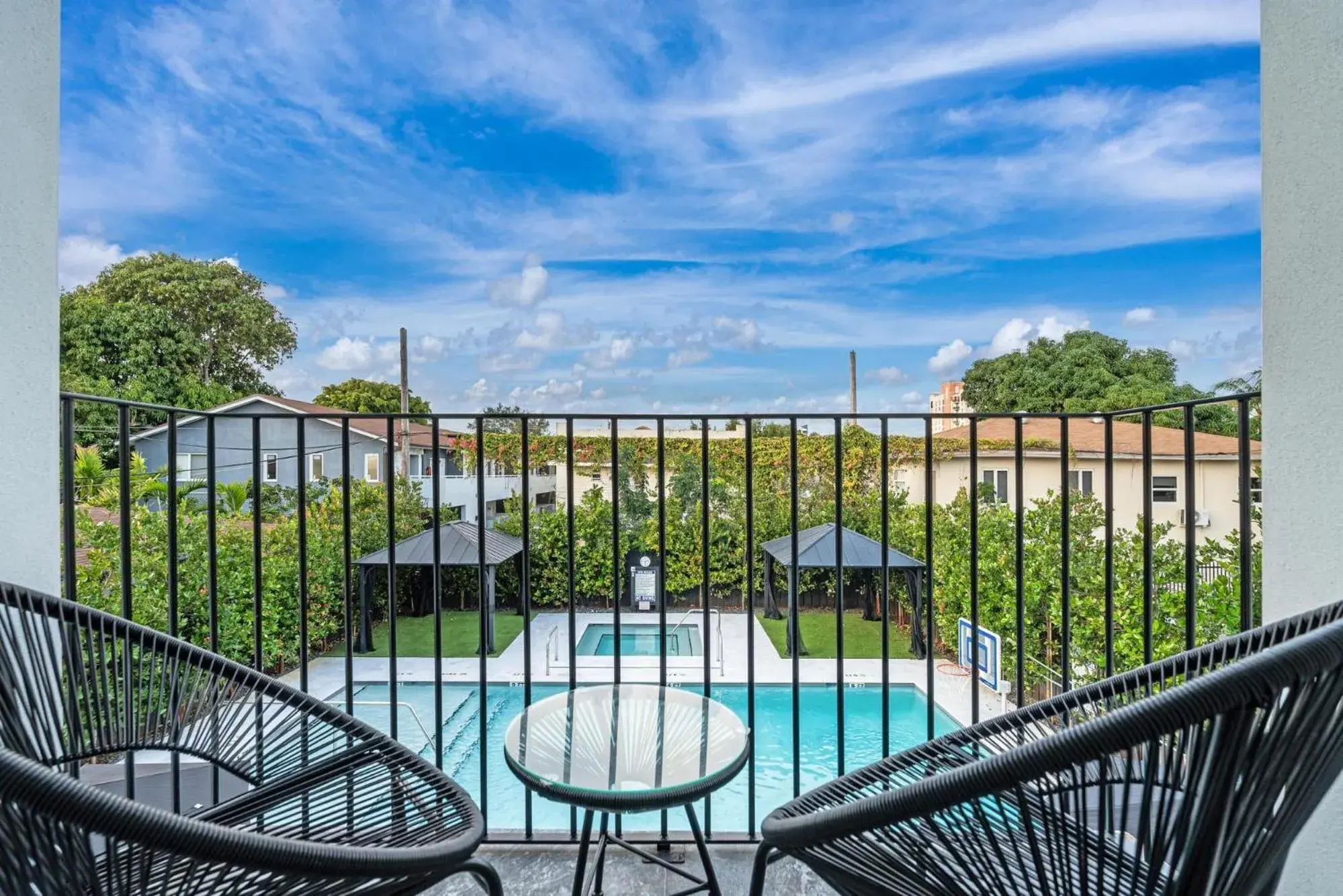 Two-Bedroom Apartment with Balcony in Lux Retreat By Renzzi Two-Bedroom Apartment with Balcony in Lux Retreat By Renzzi