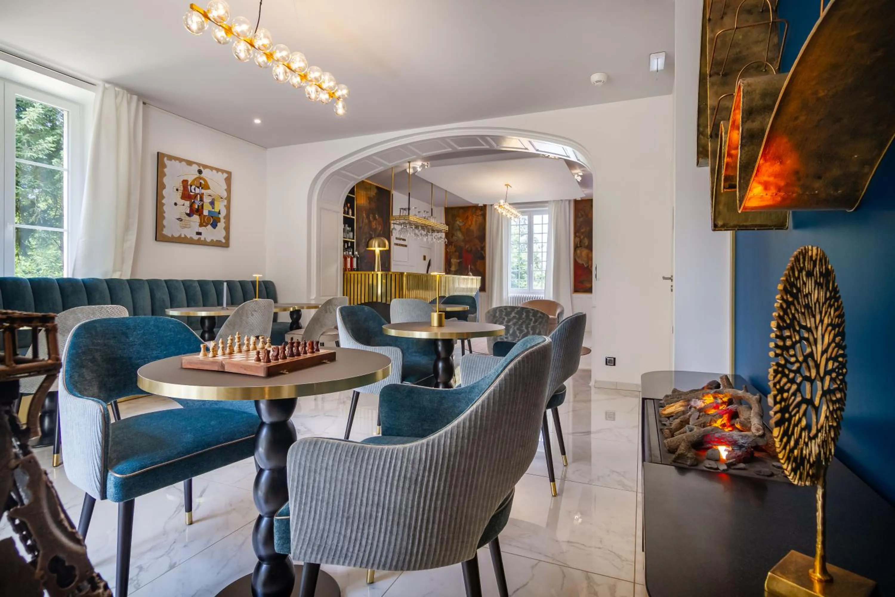 Seating area in Château de Maraval