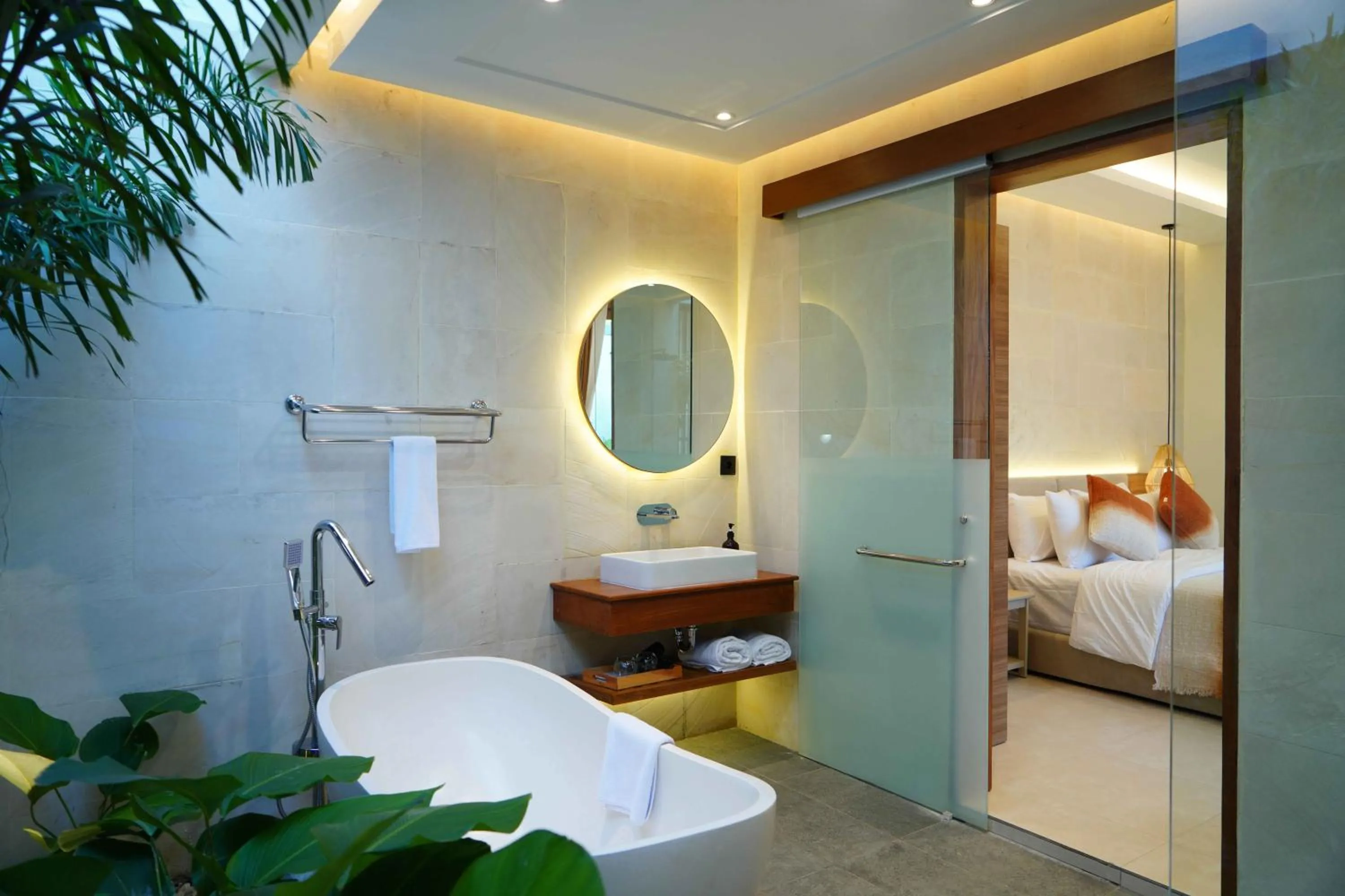 Shower, Bed in Villa Di Bali
