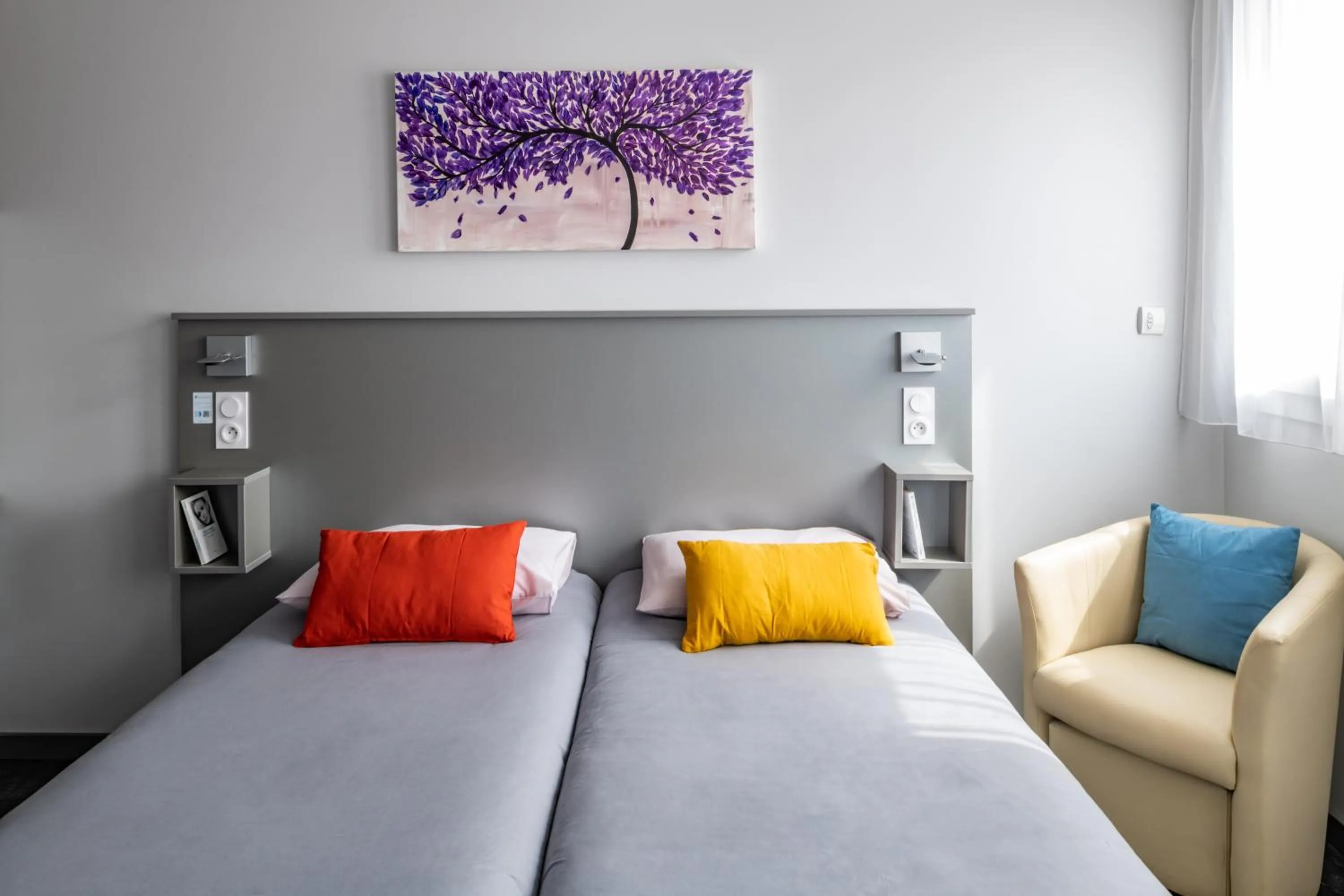 Bed in Smartappart Lorient