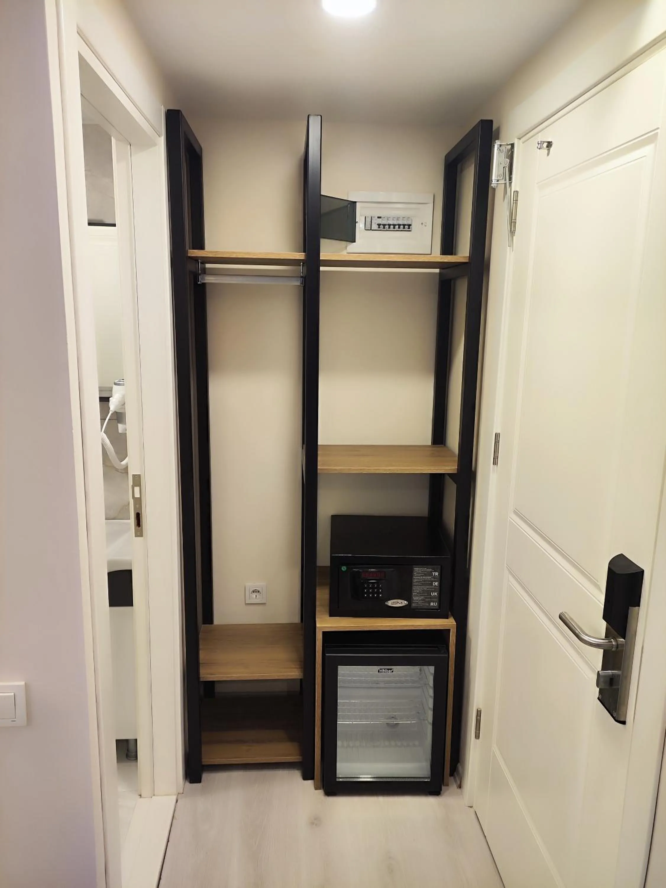 safe in Hotel Esve Istanbul