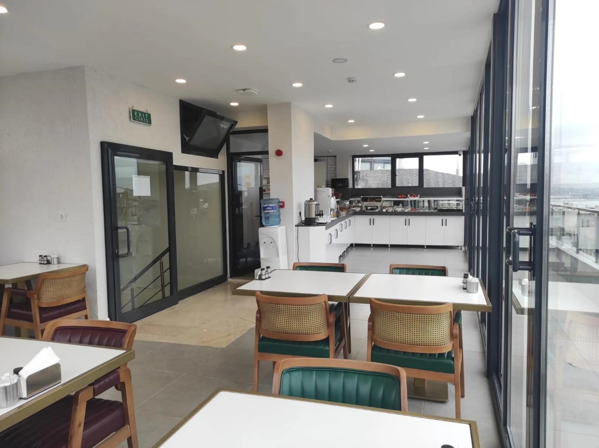 Breakfast in Hotel Esve Istanbul