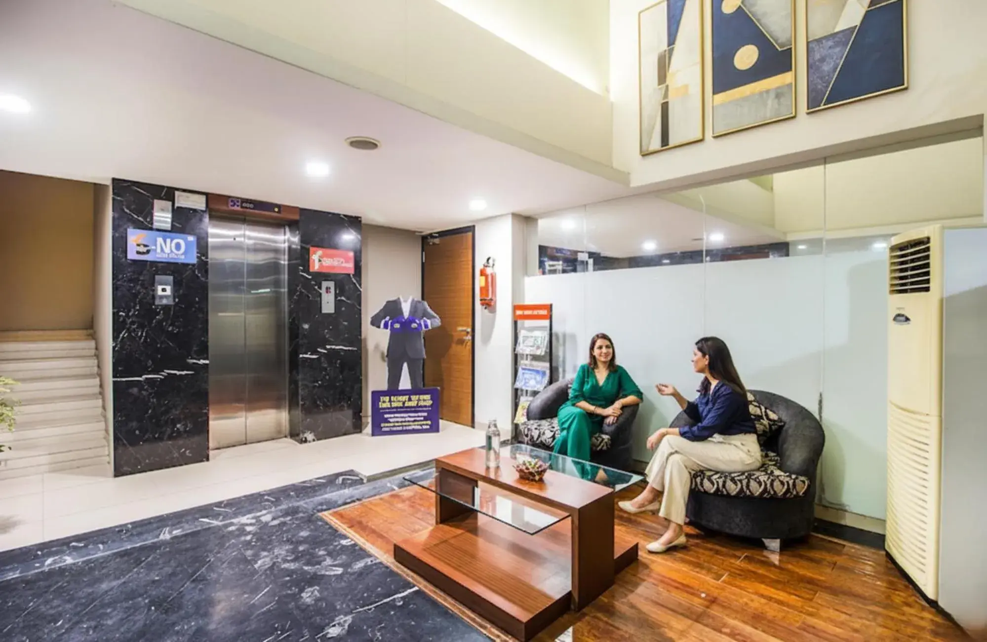 Lobby or reception in FabHotel Prime Avenue Lobby or reception in FabHotel Prime Avenue