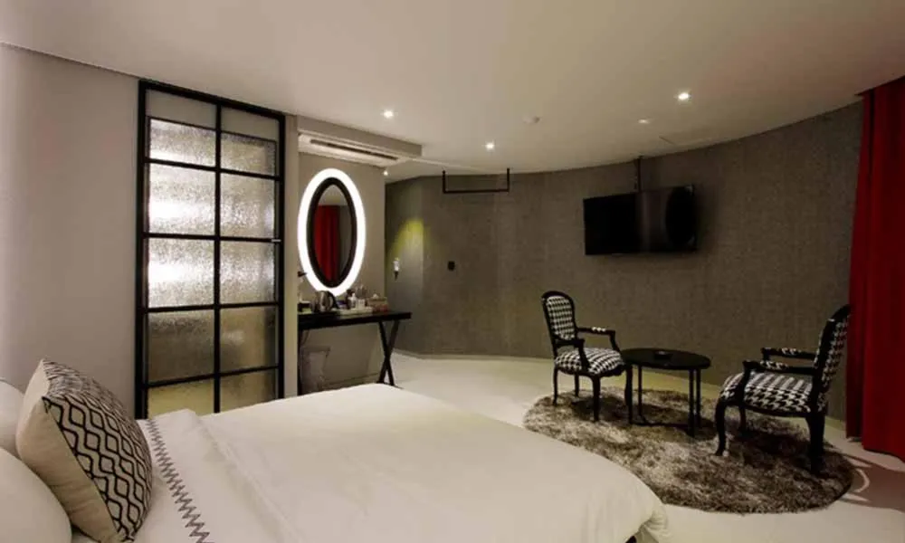 Photo of the whole room, Bed in Jeonju Mari Hotel