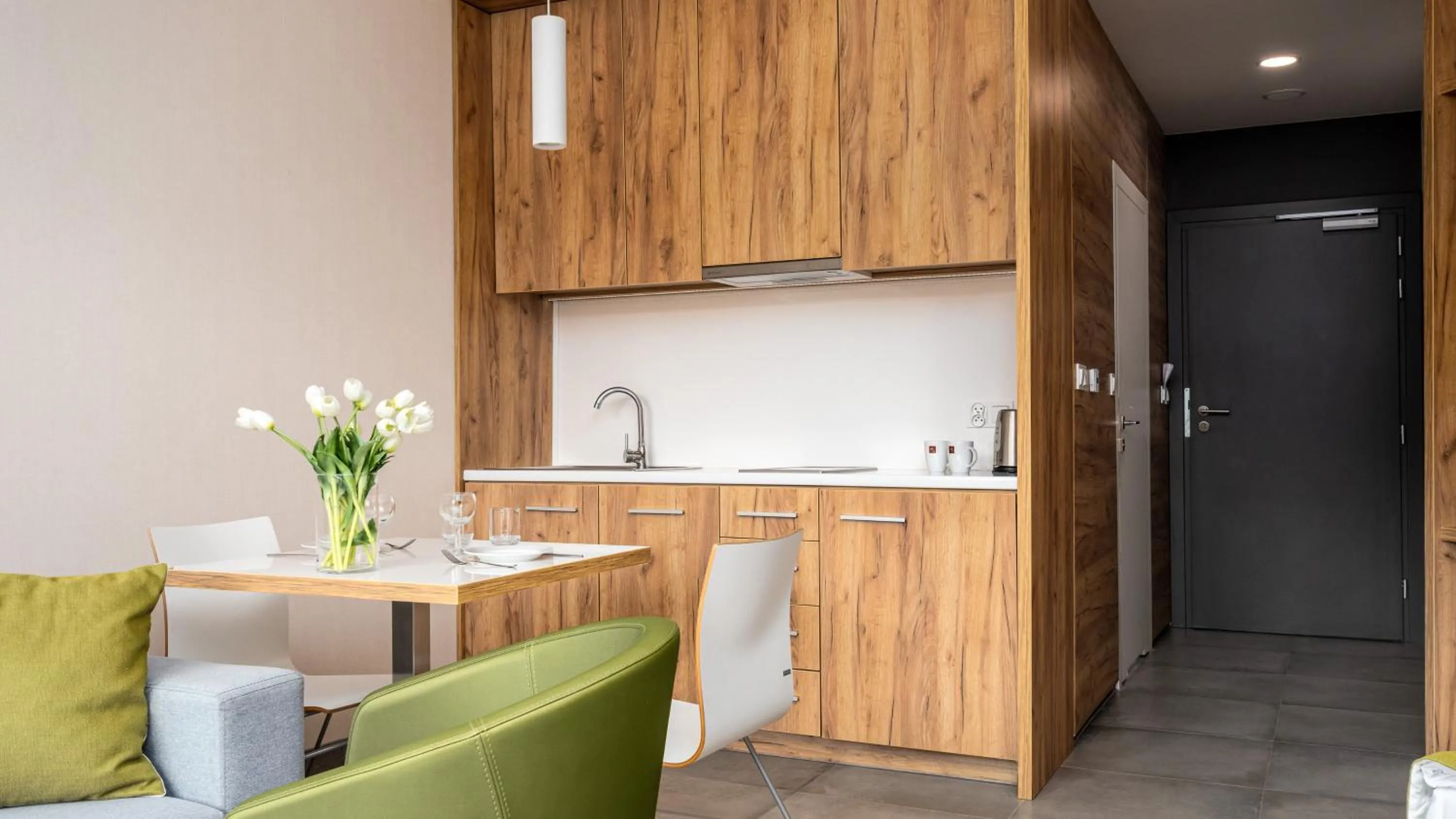 Kitchen or kitchenette in Aparthotel Panorama - Czarna Góra Resort, Sun & Snow