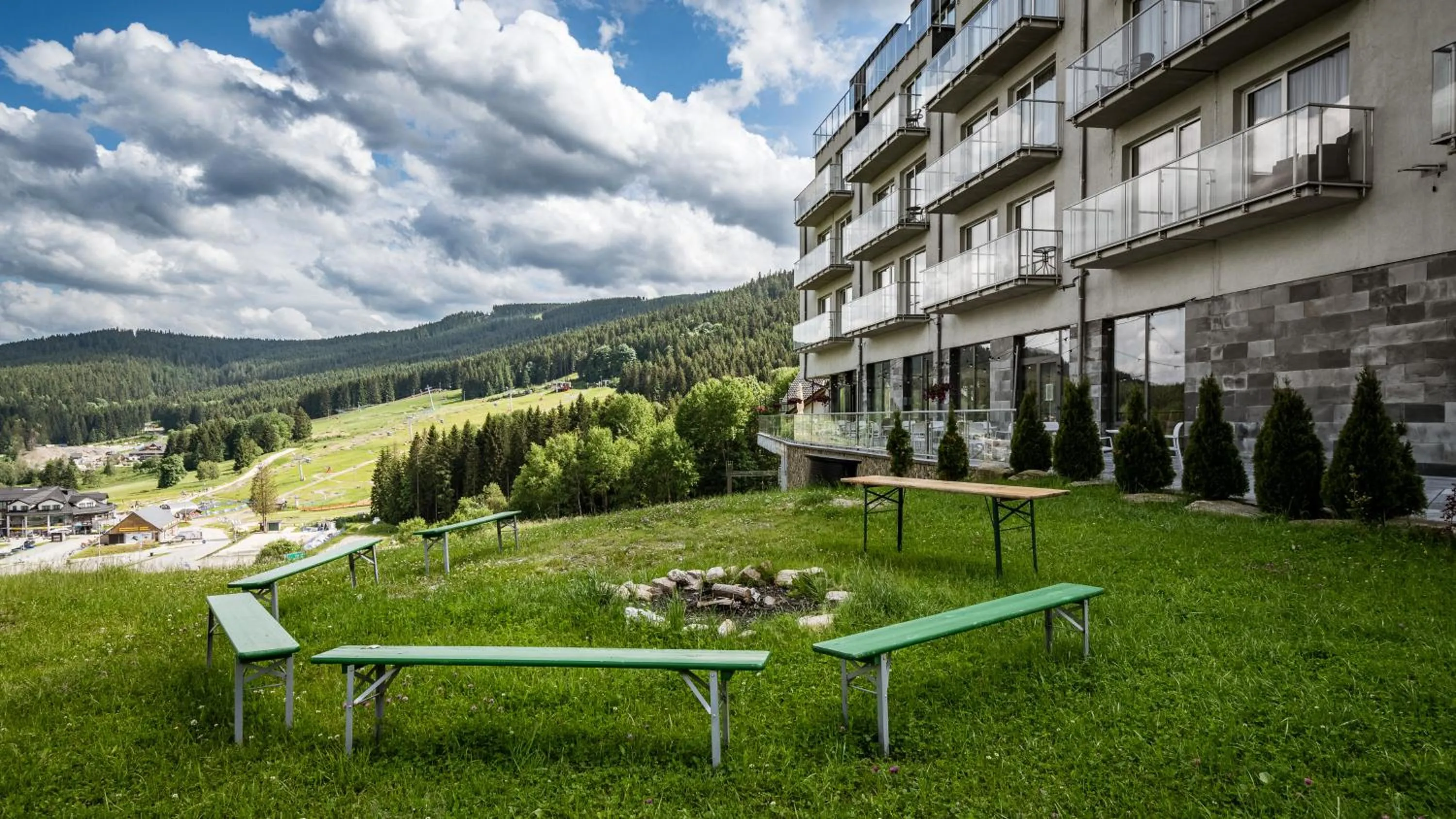 Property building in Aparthotel Panorama - Czarna Góra Resort, Sun & Snow