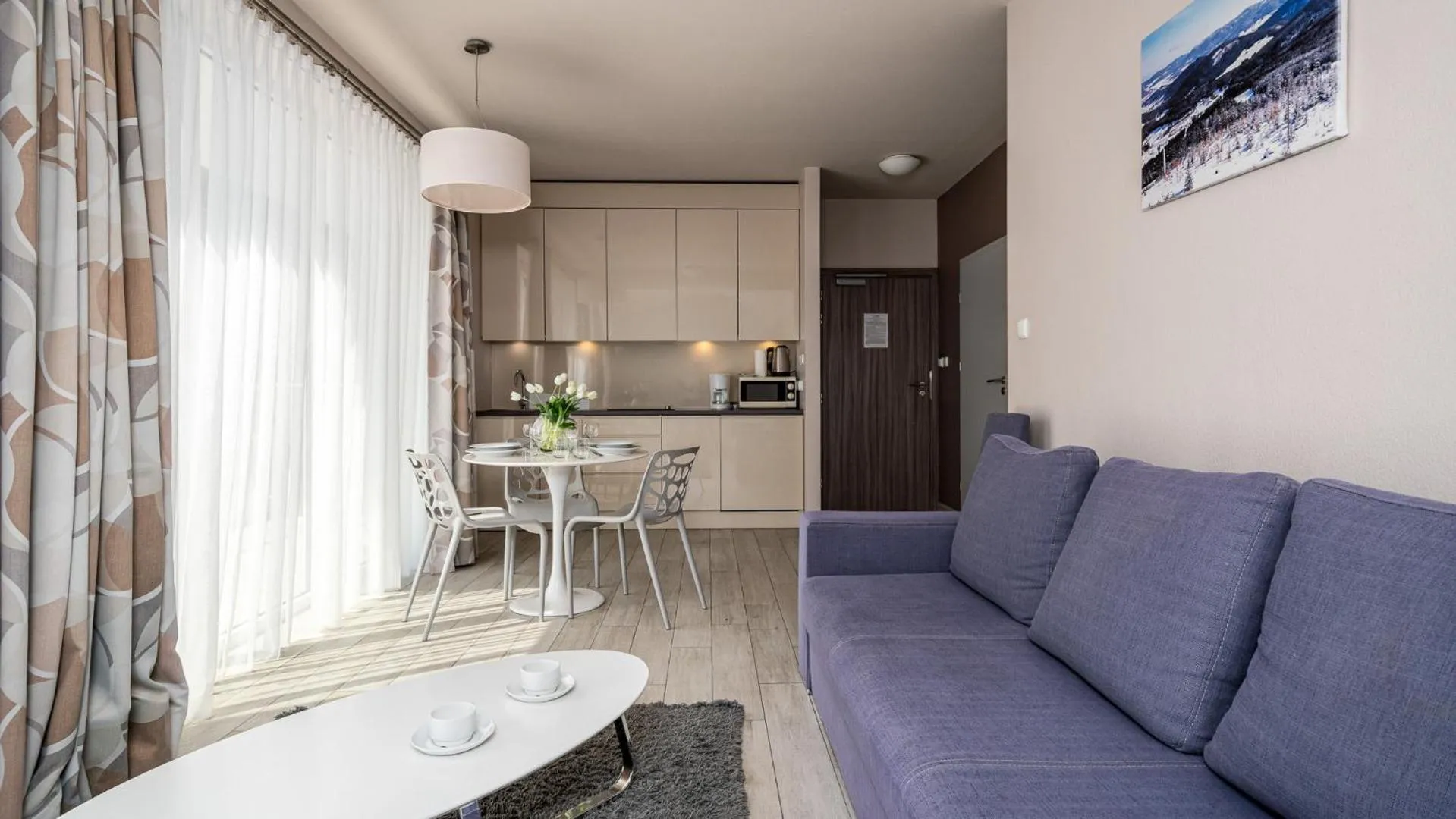 Kitchen or kitchenette in Aparthotel Panorama - Czarna Góra Resort, Sun & Snow