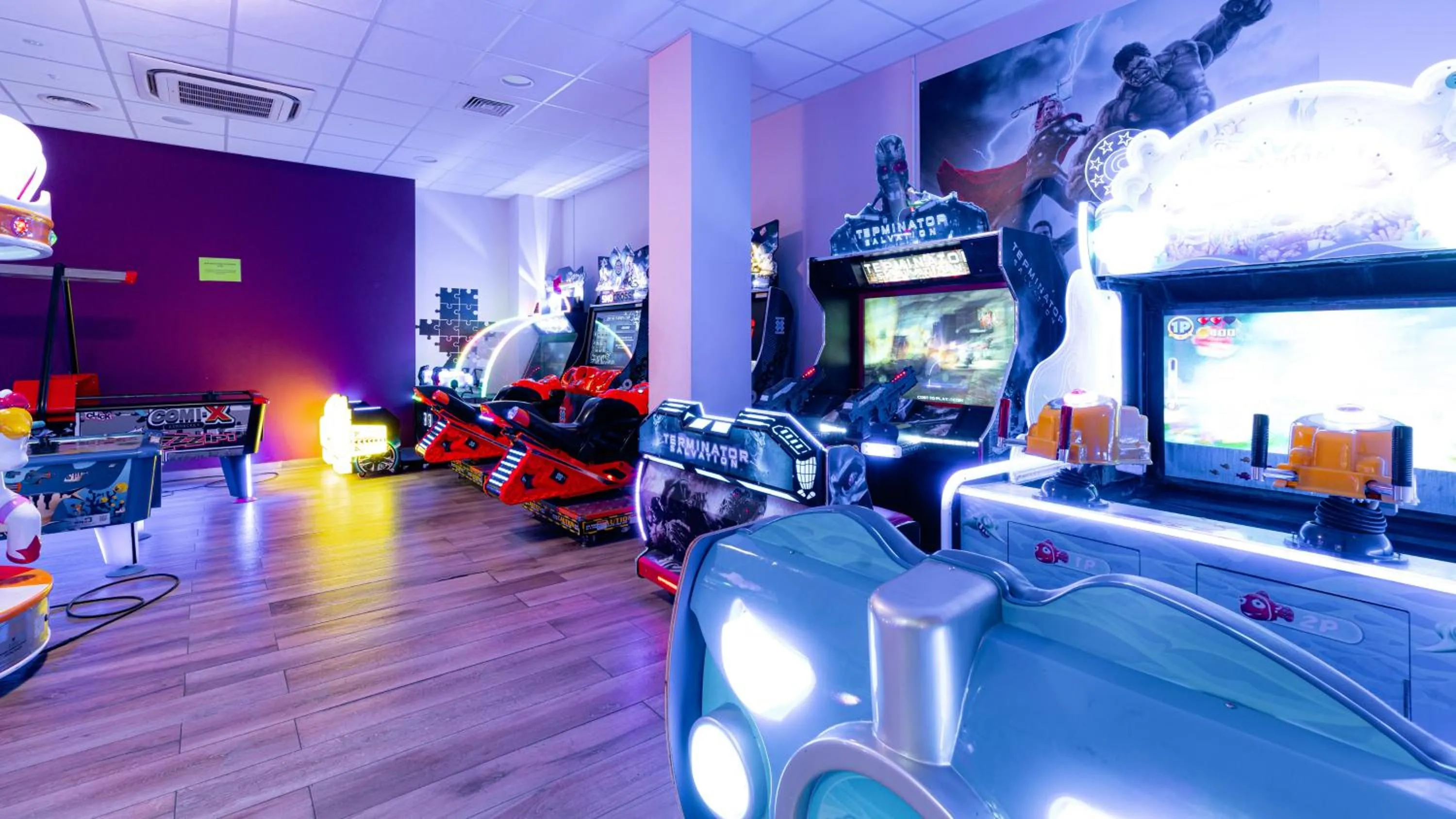 Game Room in Aparthotel Panorama - Czarna Góra Resort, Sun & Snow