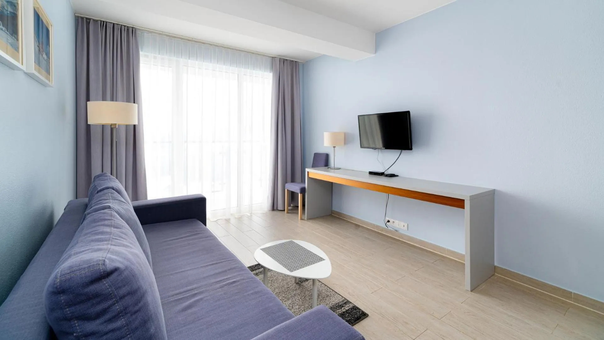 TV and multimedia in Aparthotel Panorama - Czarna Góra Resort, Sun & Snow