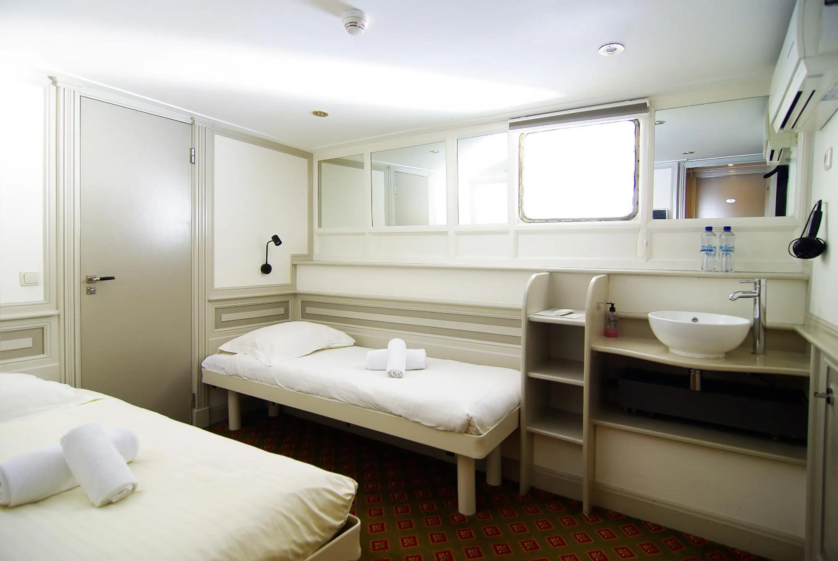 Bed in Kapitein Anna