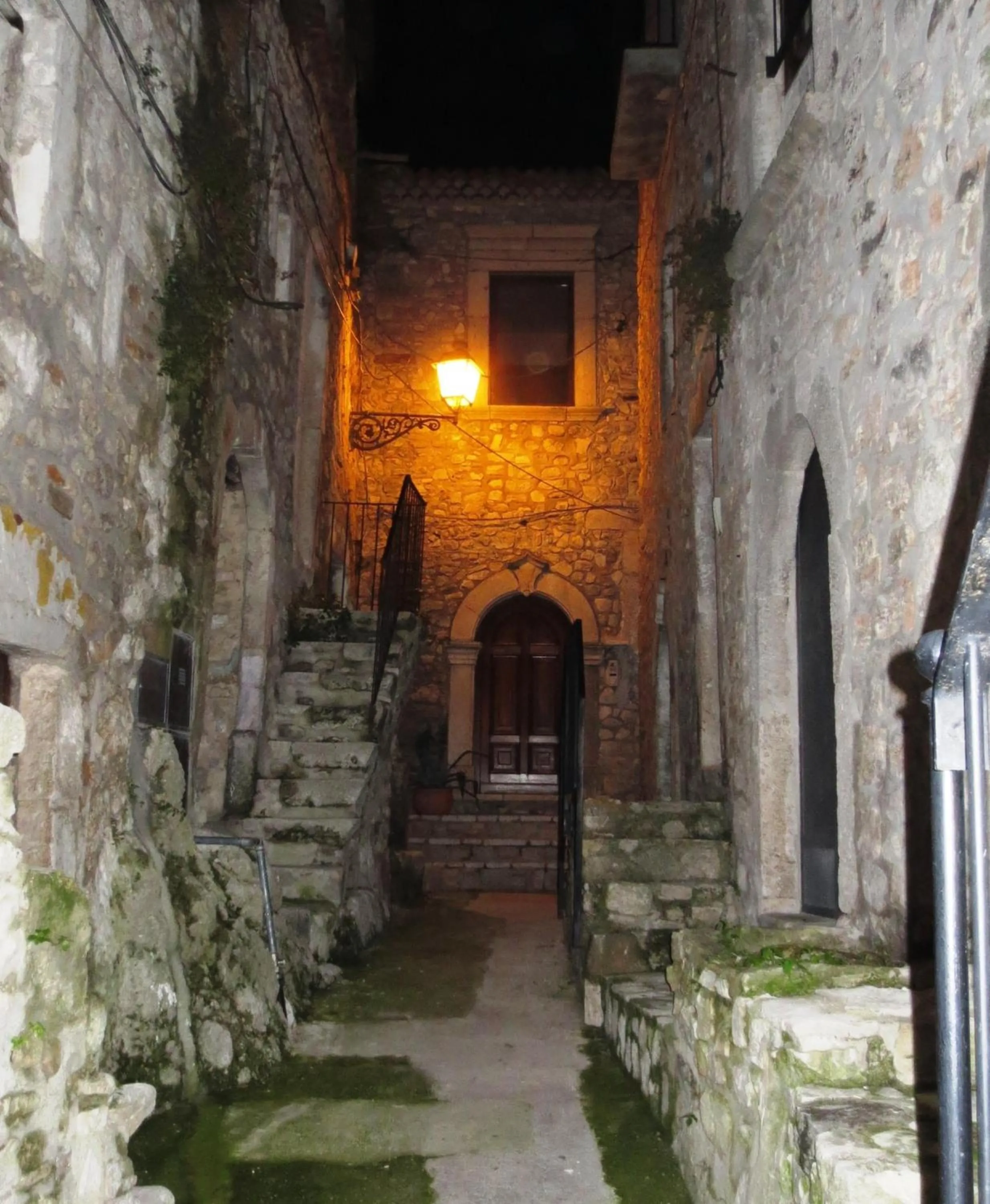 Neighbourhood in Hotel Maremonti