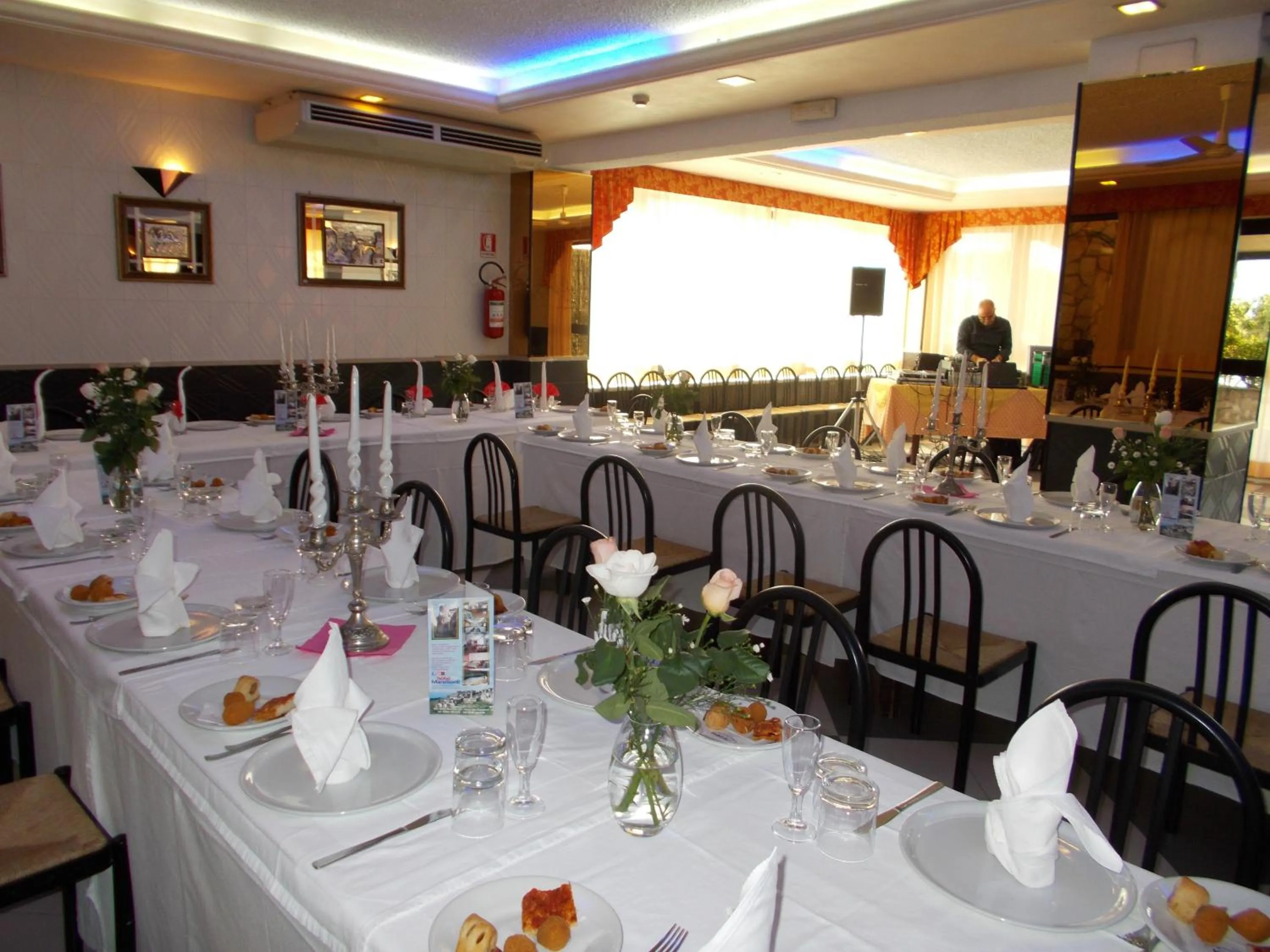 Restaurant/places to eat in Hotel Maremonti