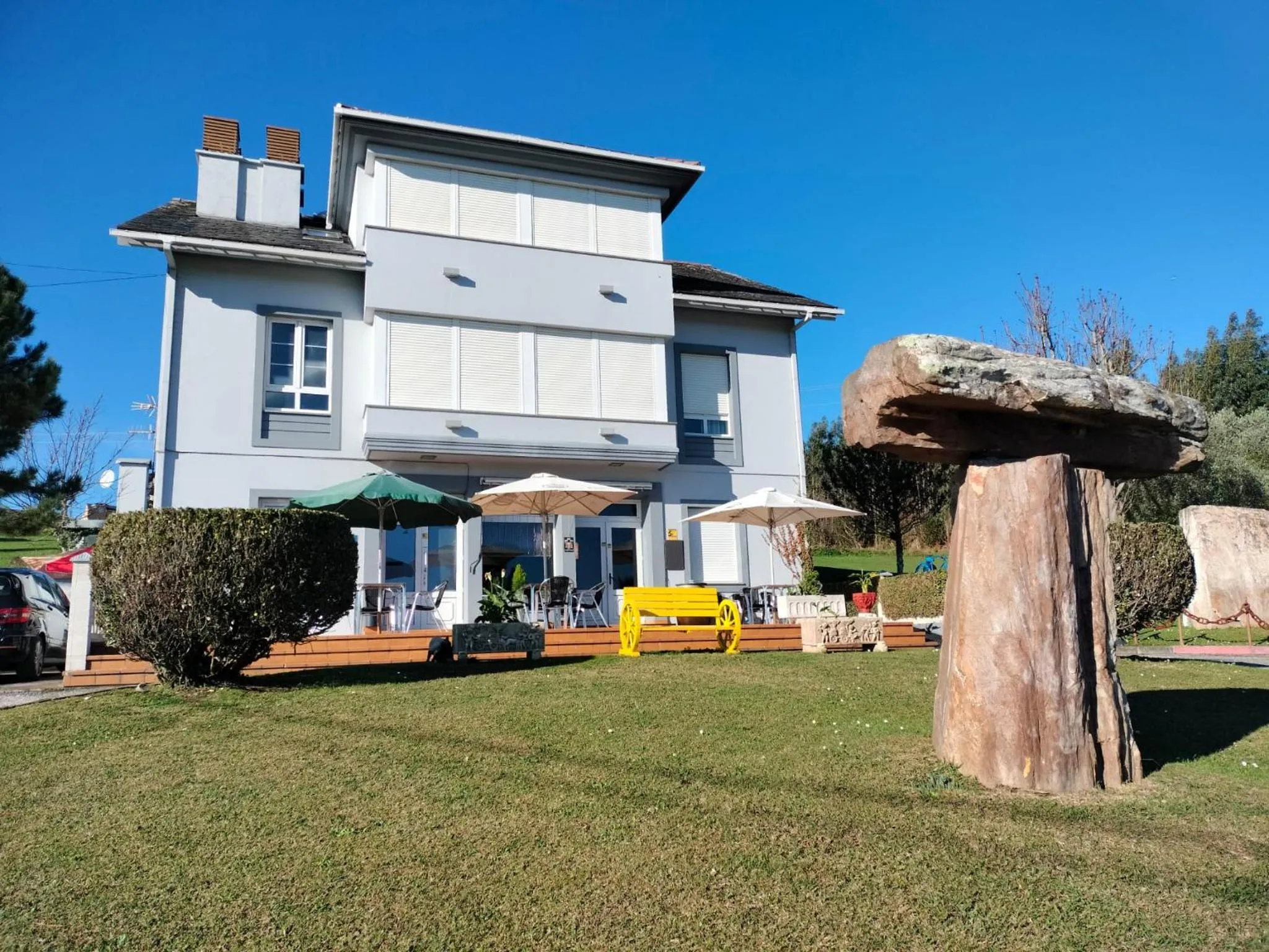 Property building in Hotel Capellan