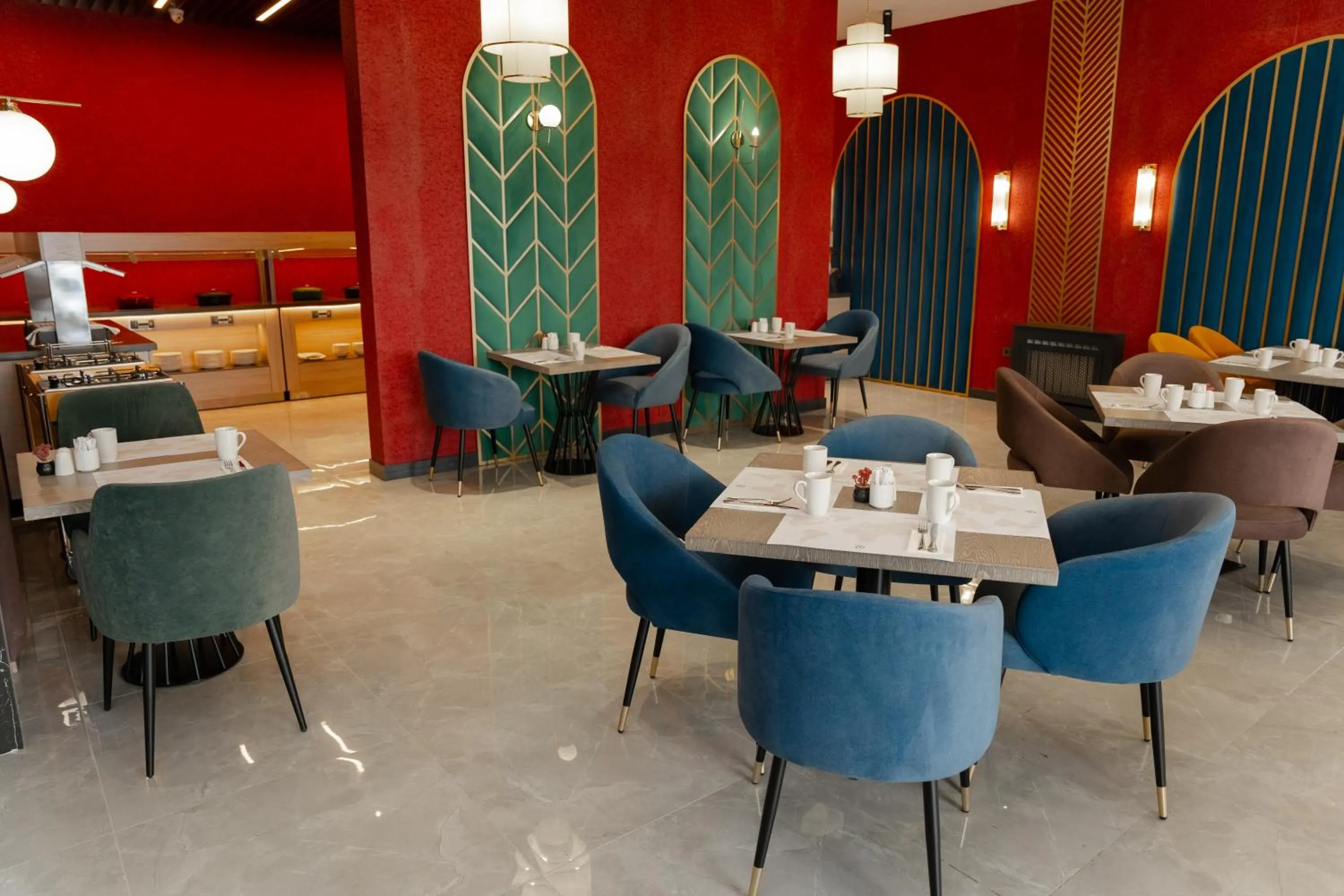 Restaurant/places to eat in Park Dedeman Almaty