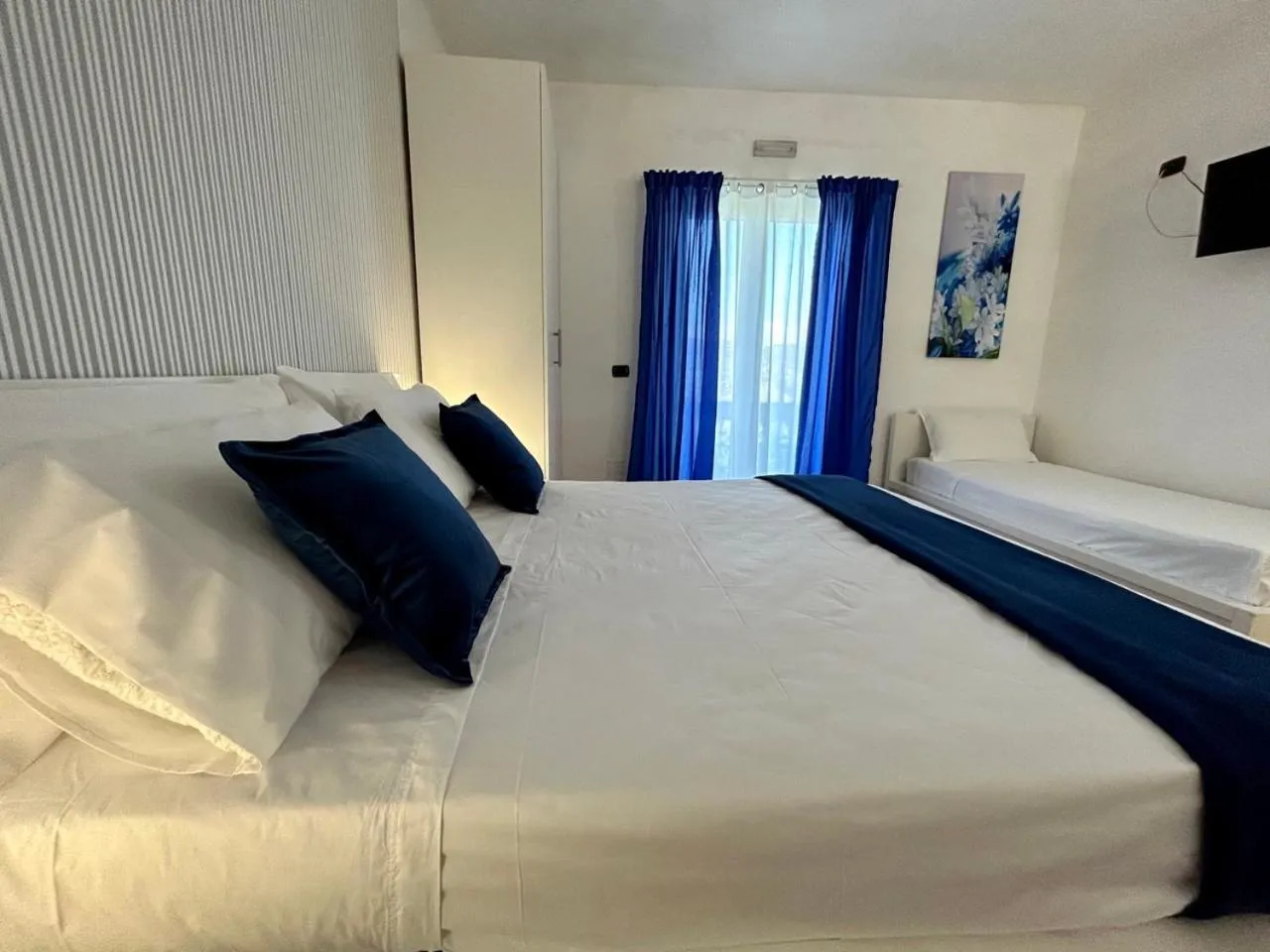 Bedroom, Bed in Dolce Basilico