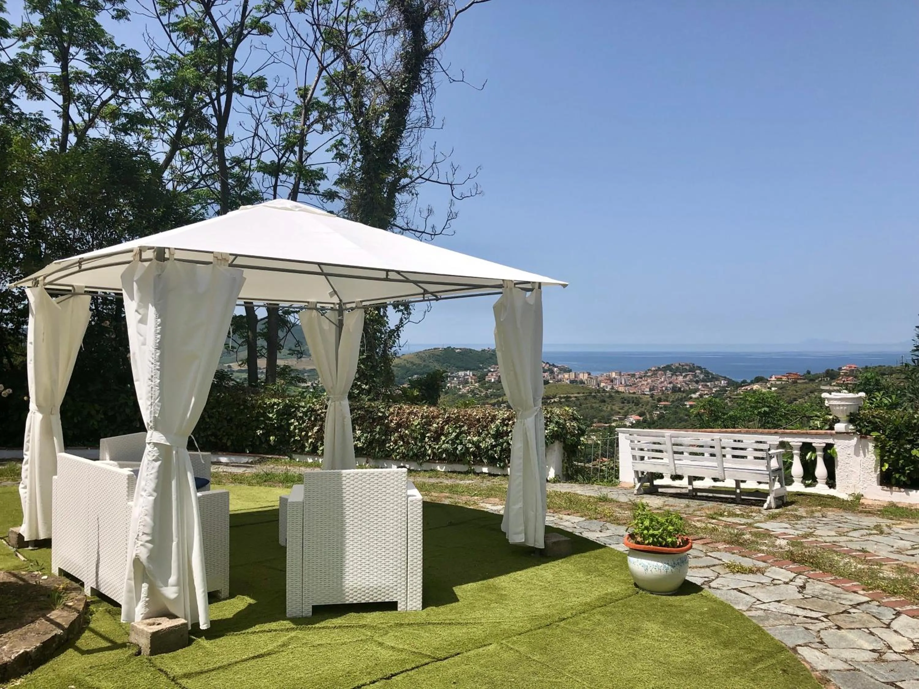 Patio in Dolce Basilico