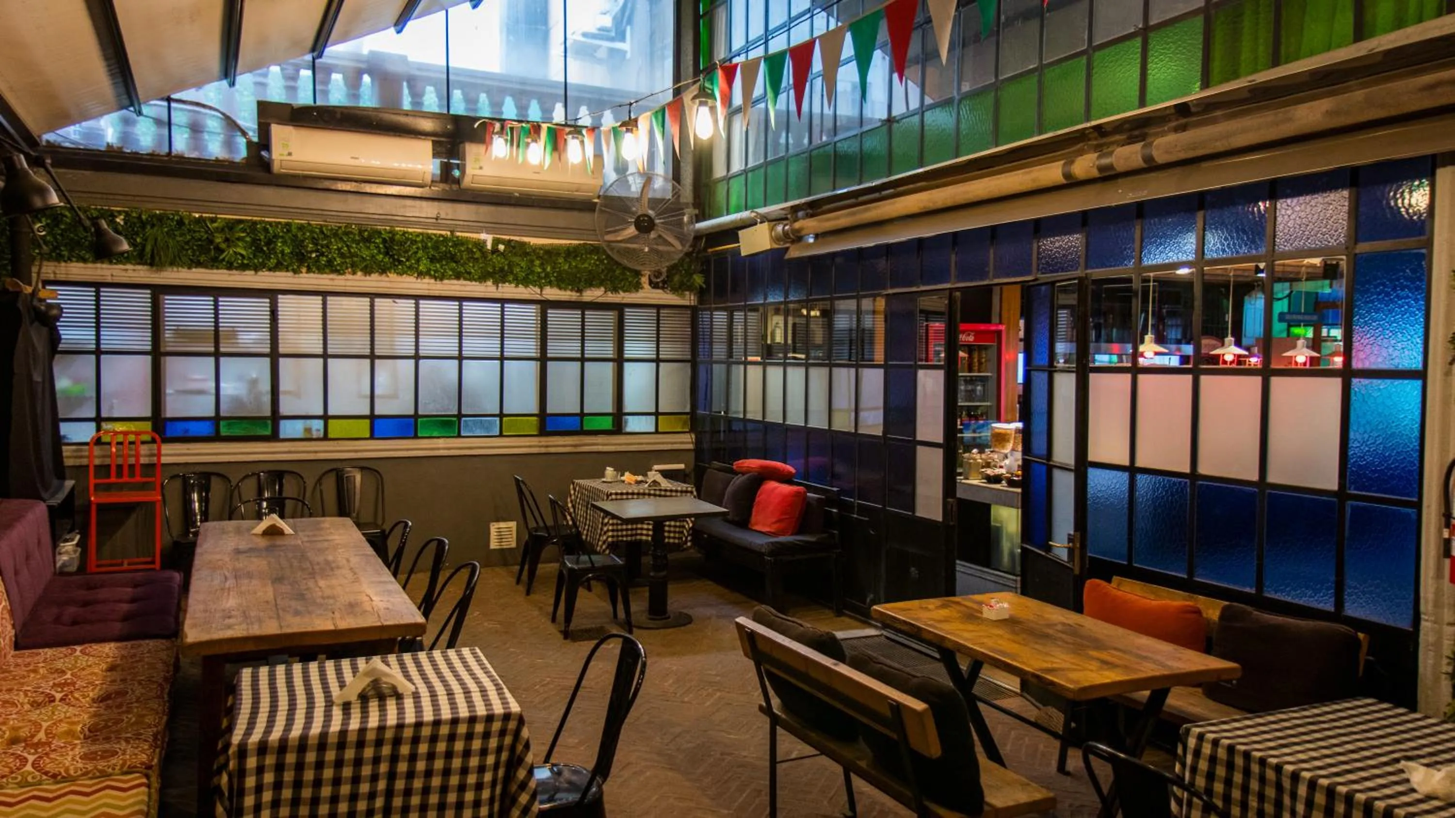 Restaurant/places to eat in Hotel Clasico