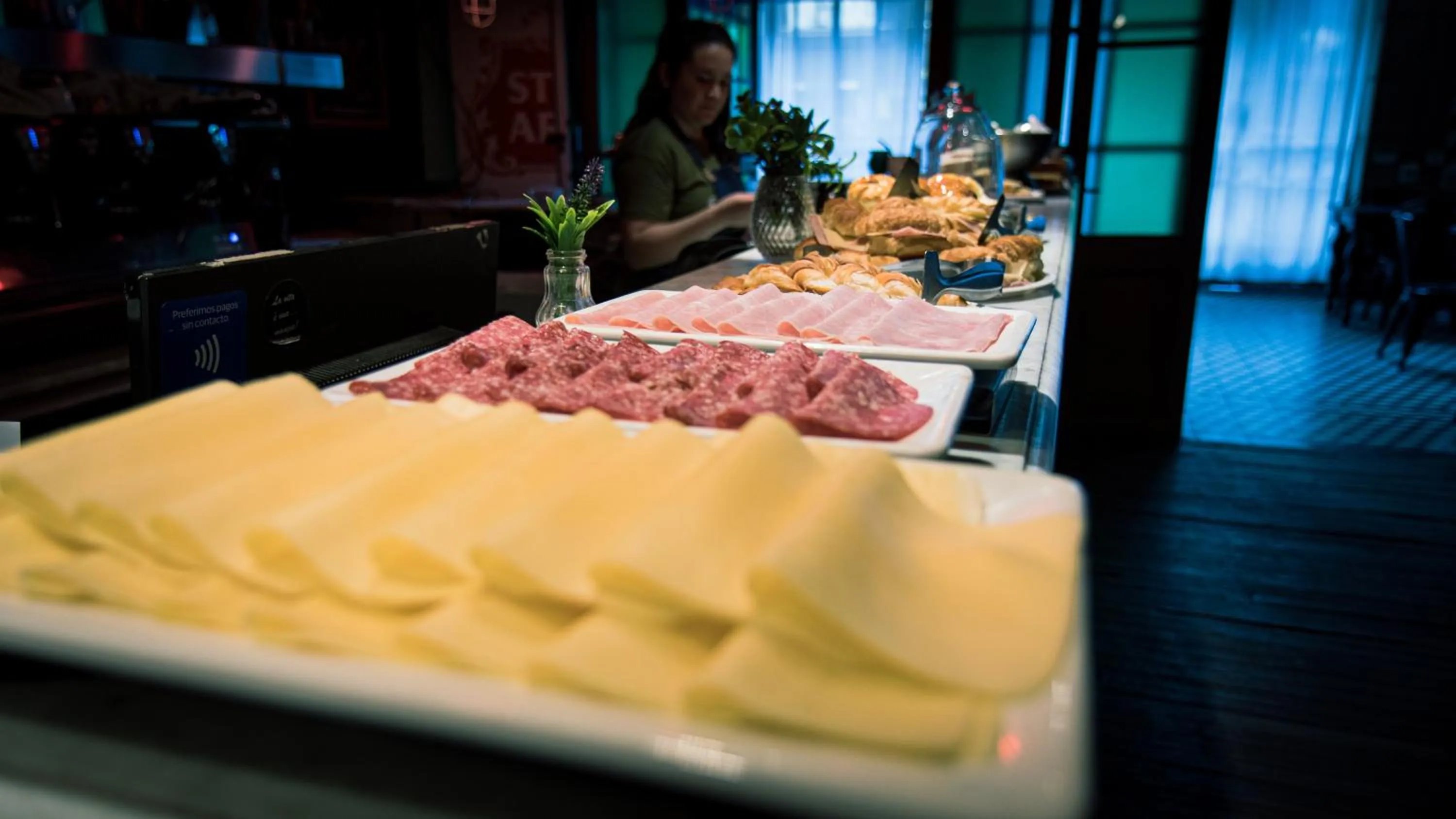 Buffet breakfast in Hotel Clasico