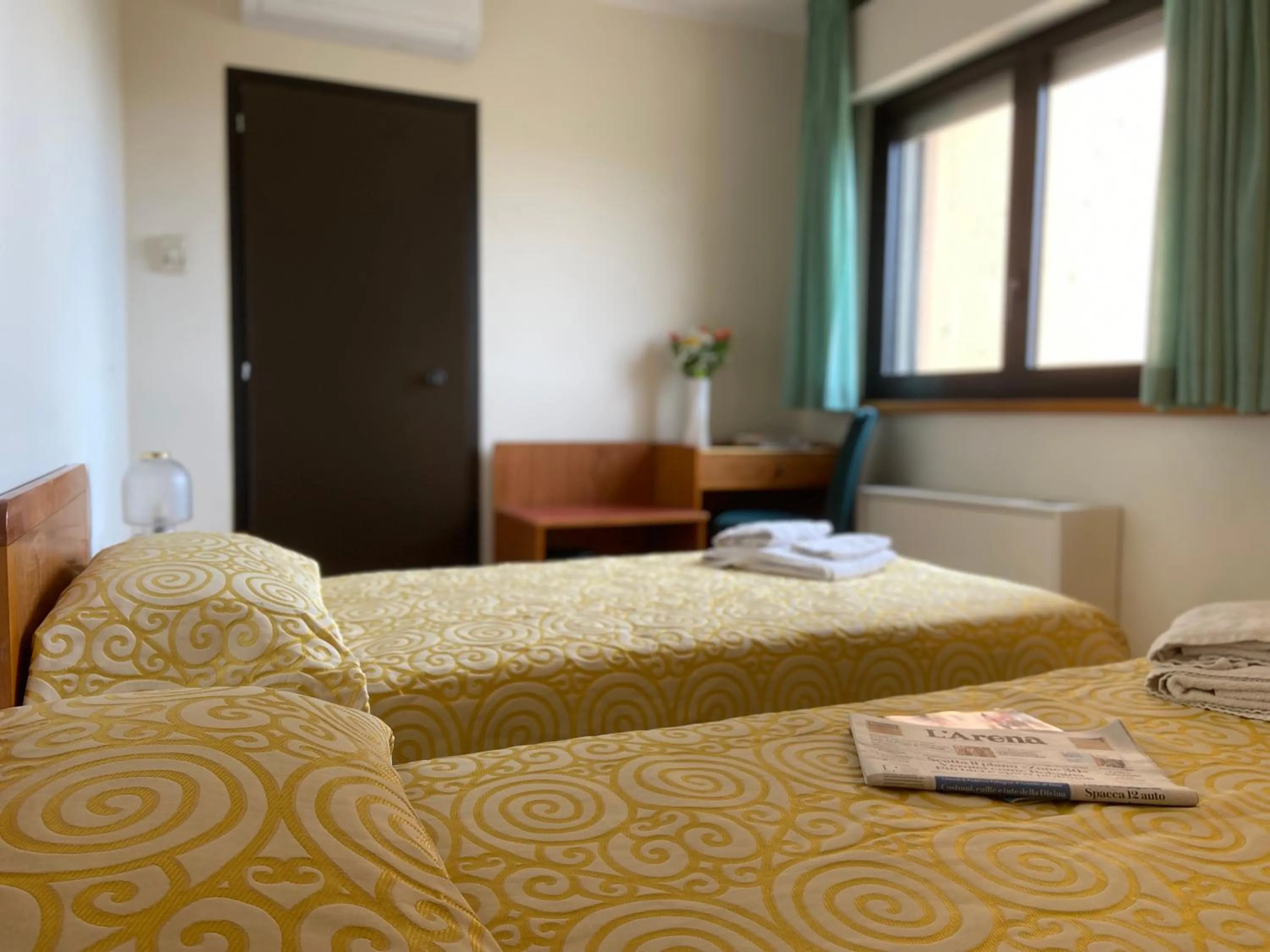 Bed in Hotel Ristorante SASSO