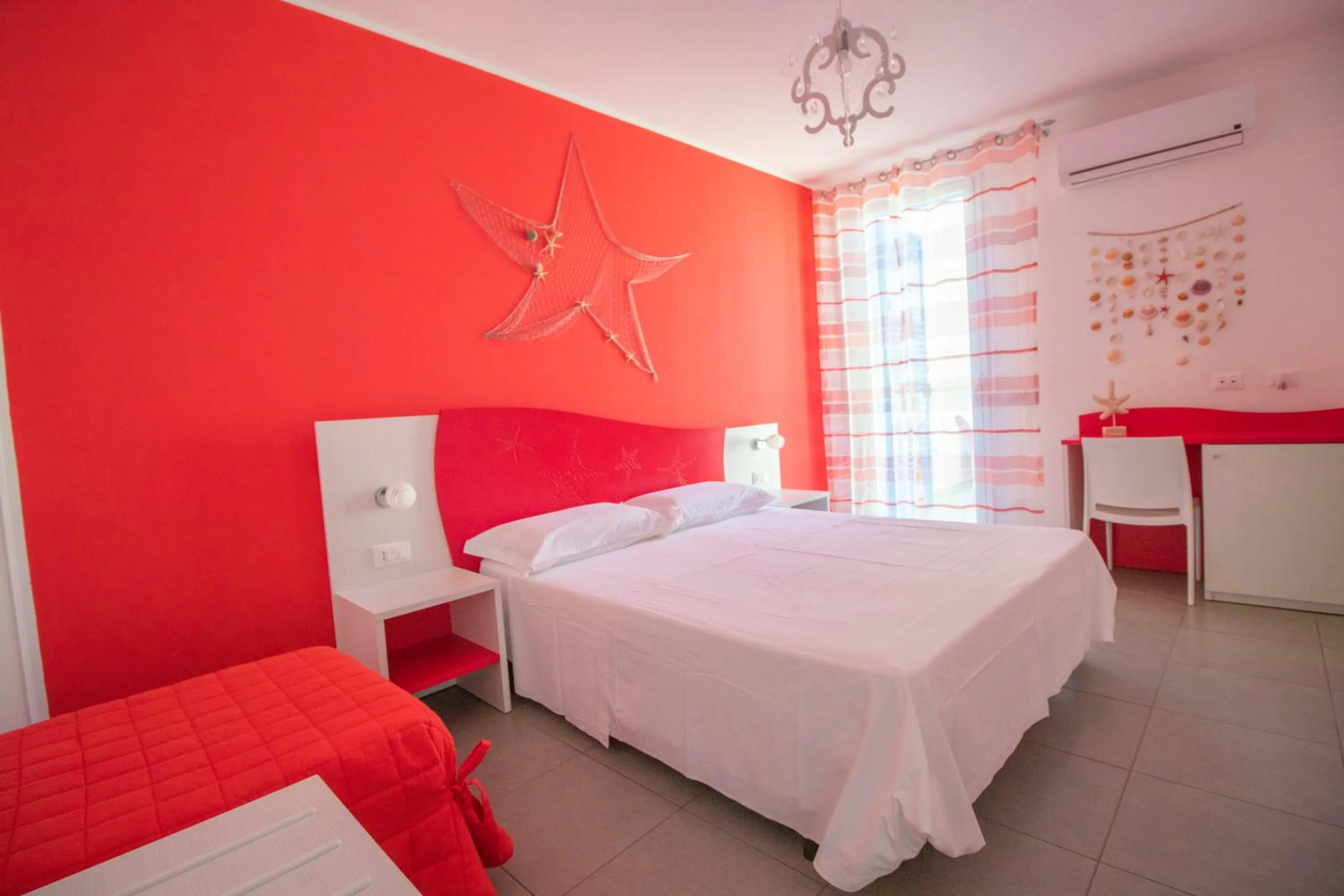 Bed in Hotel Arte Mare - camere in via del mulino 45