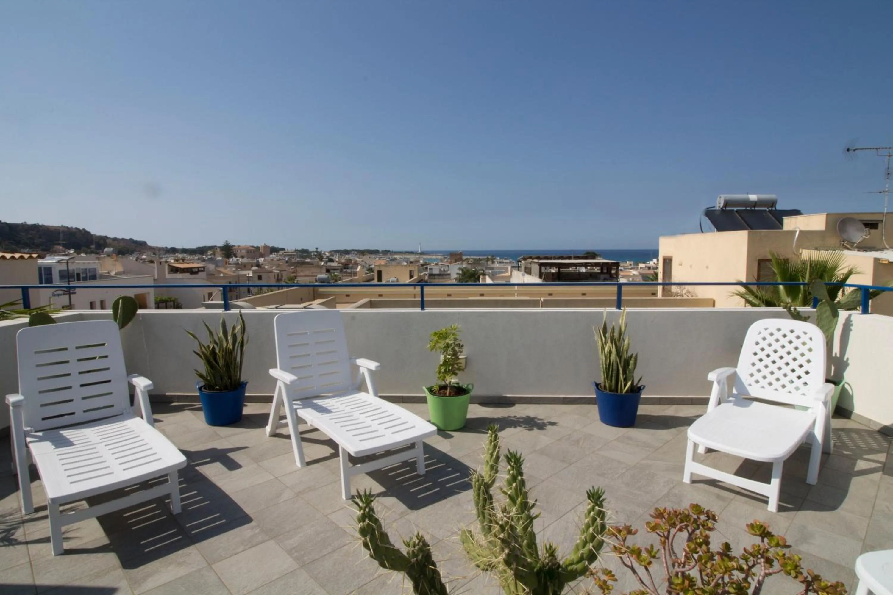 Solarium in Hotel Arte Mare - camere in via del mulino 45