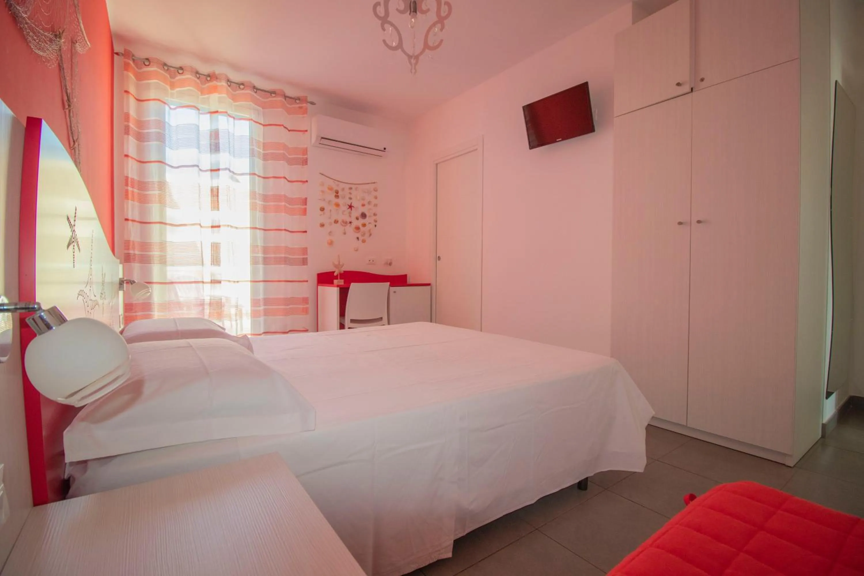 Bed in Hotel Arte Mare - camere in via del mulino 45