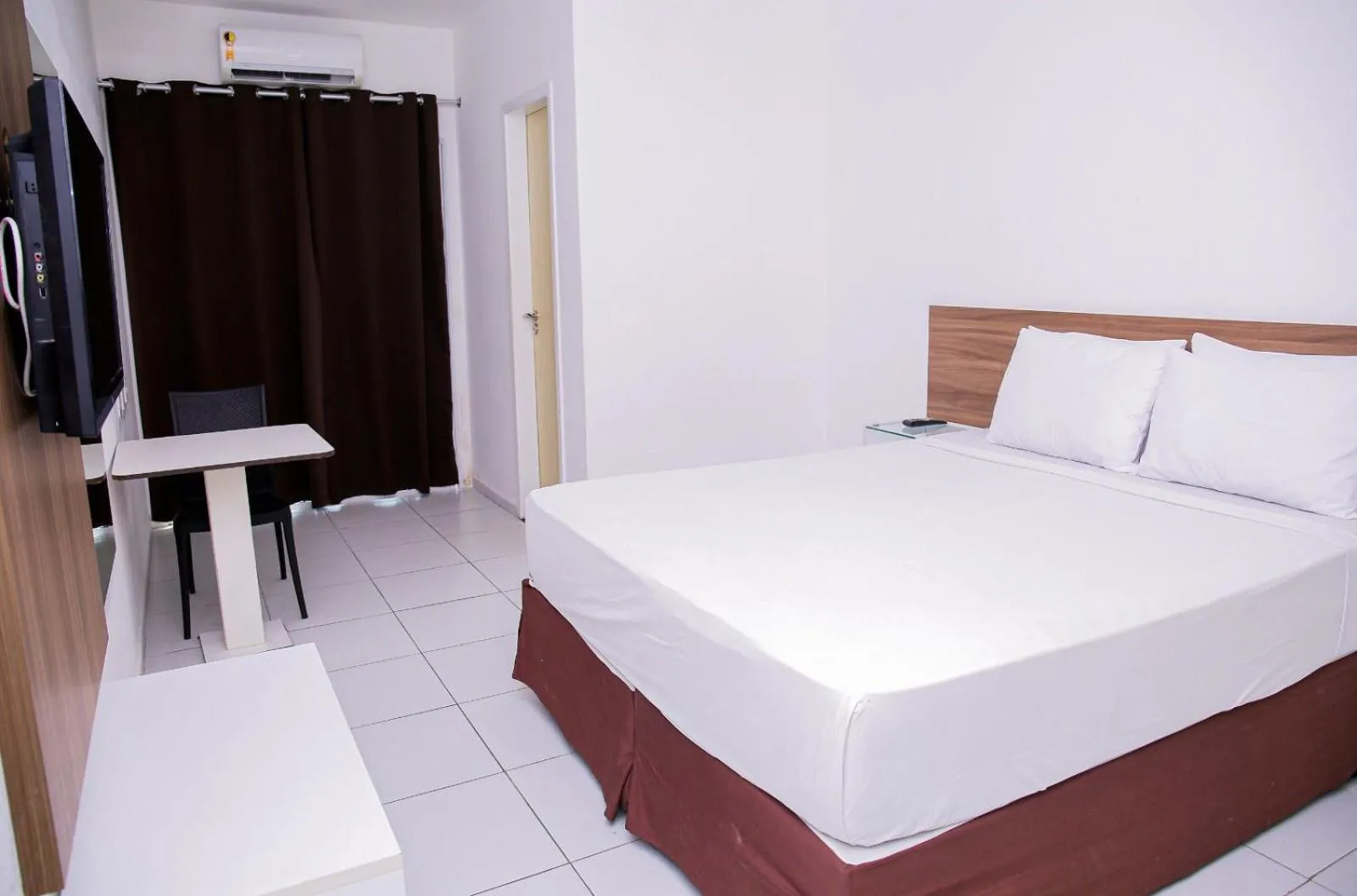 Bedroom, Bed in Rede Andrade Araras