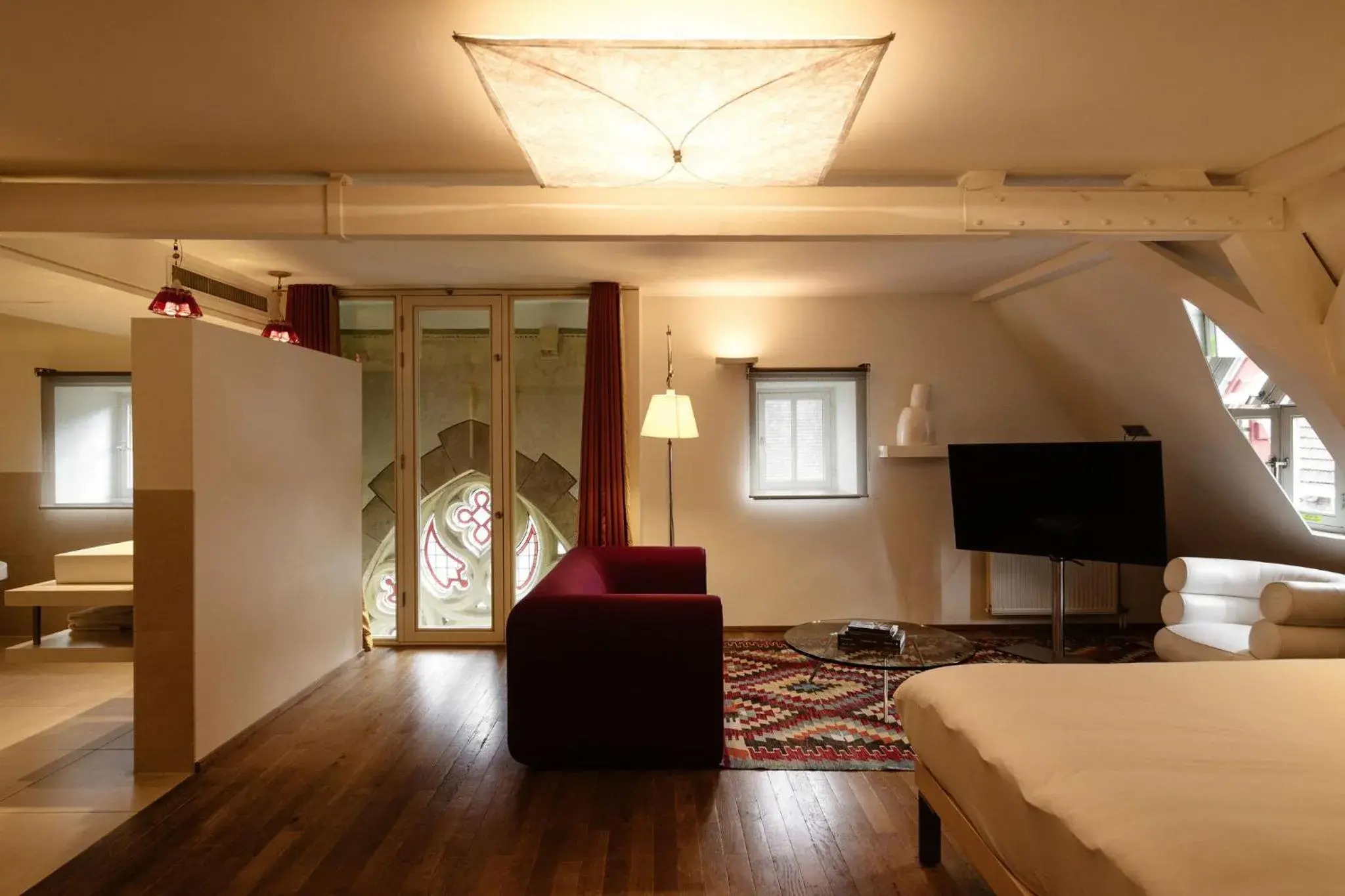 Bed in Kruisherenhotel Maastricht - Oostwegel Collection, member of Design Hotels Bed in Kruisherenhotel Maastricht - Oostwegel Collection, member of Design Hotels