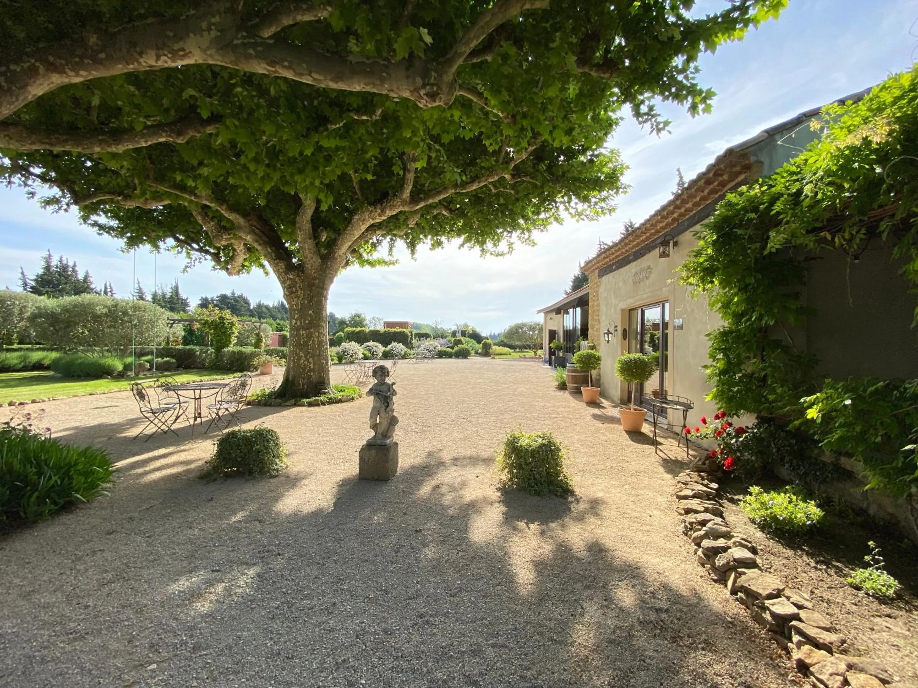 Property building in Le Mas Terre des Anges