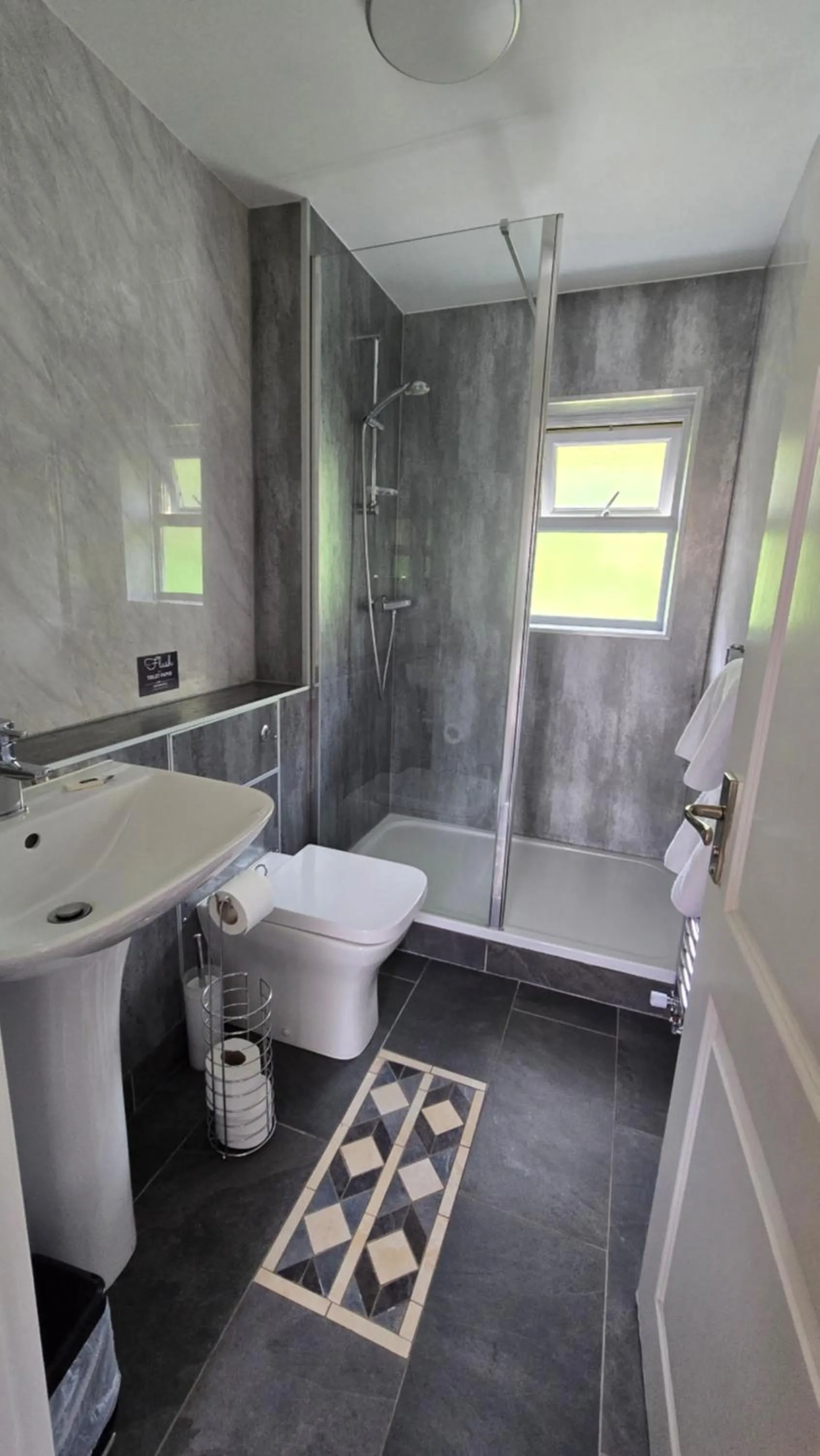 Snowdonia Mountain Lodge