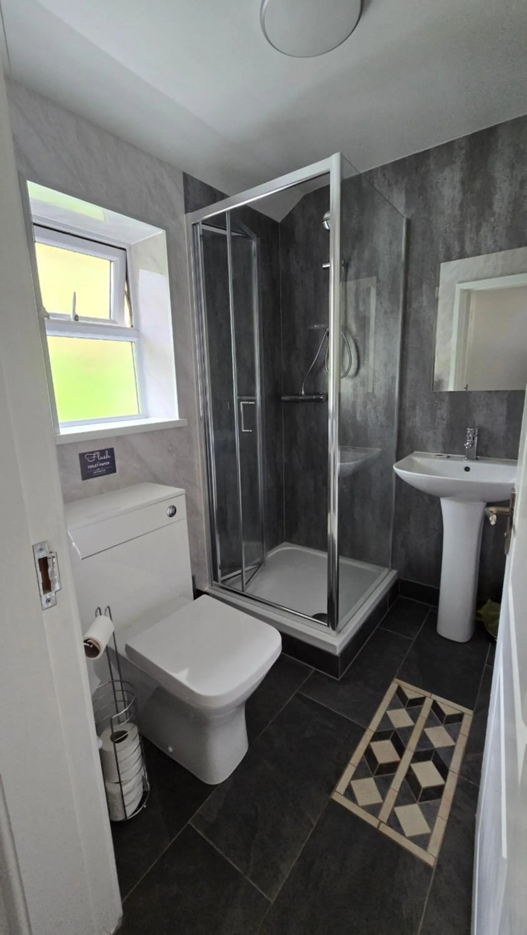 Snowdonia Mountain Lodge
