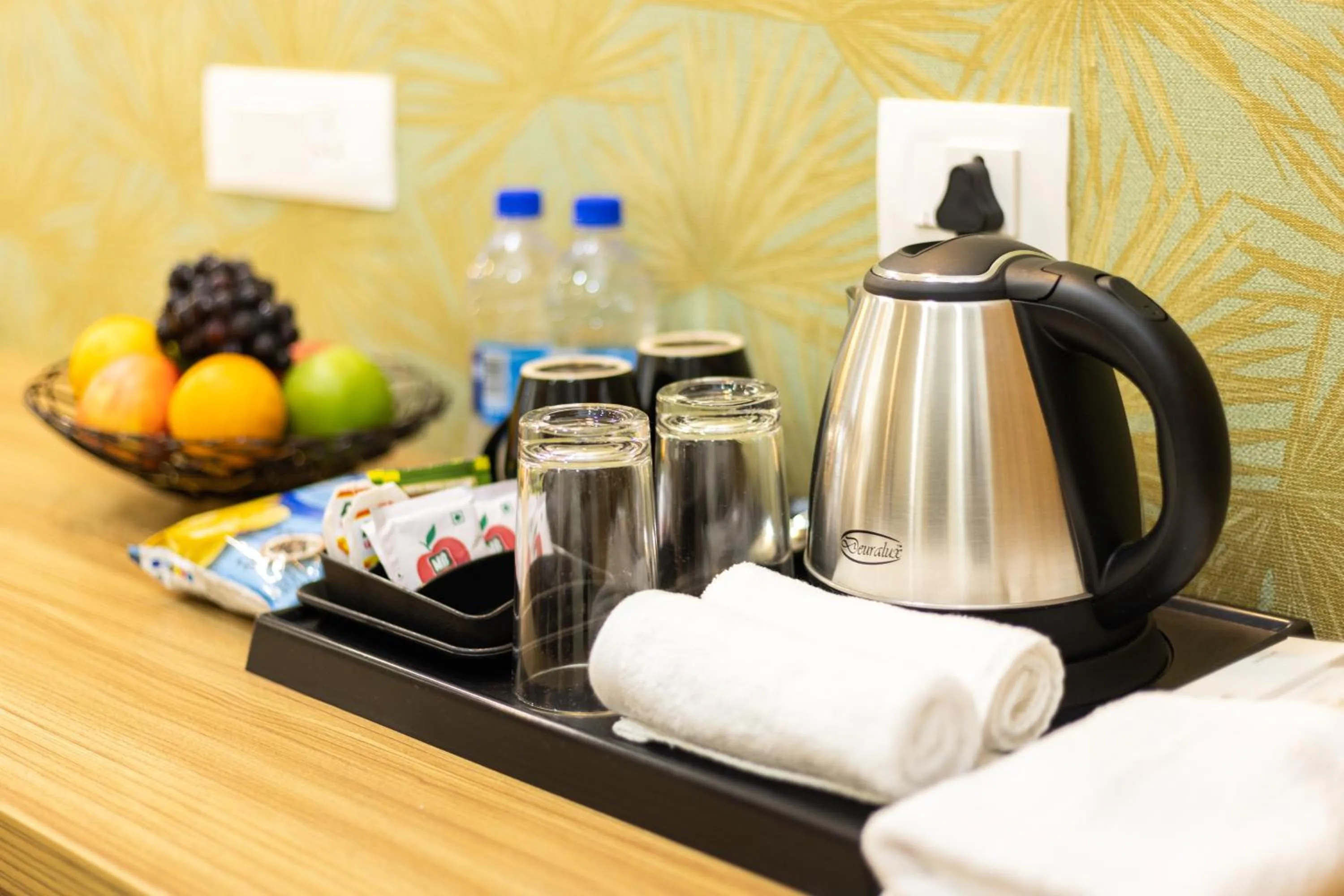 Coffee/tea facilities in ESAA Airport Hotel