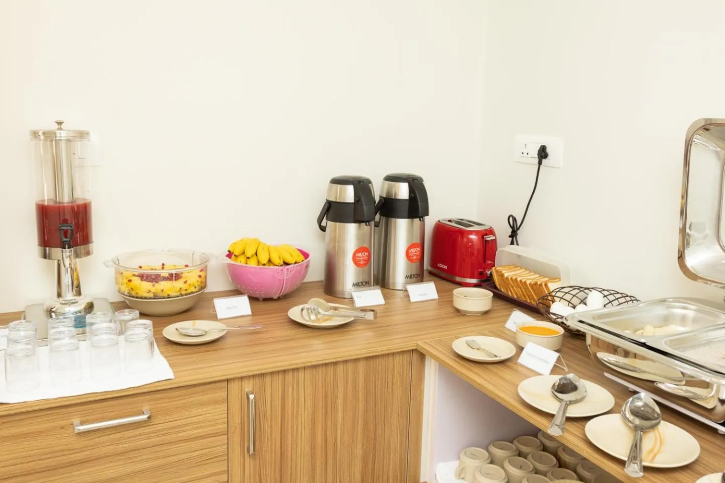 Breakfast in ESAA Airport Hotel