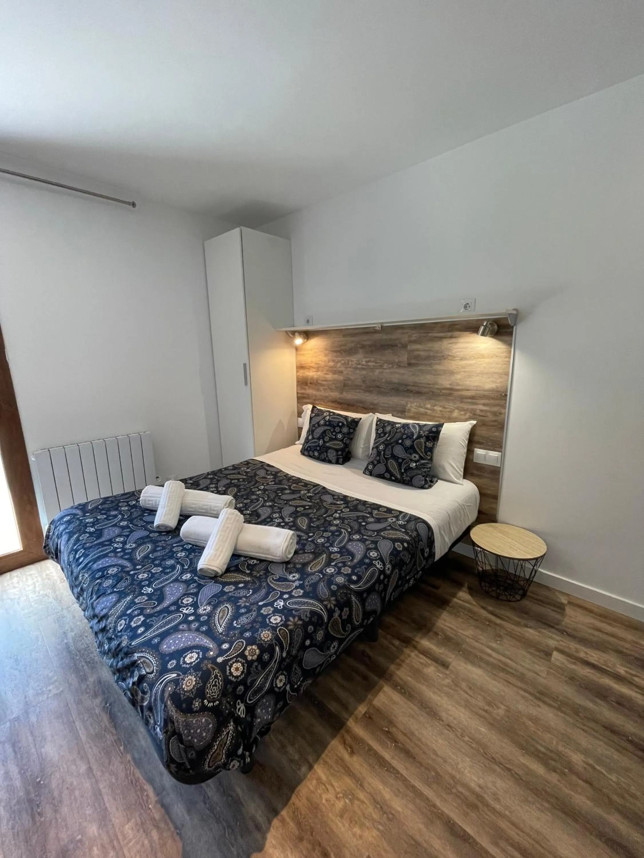 Bed in Aparthotel Sant Andreu