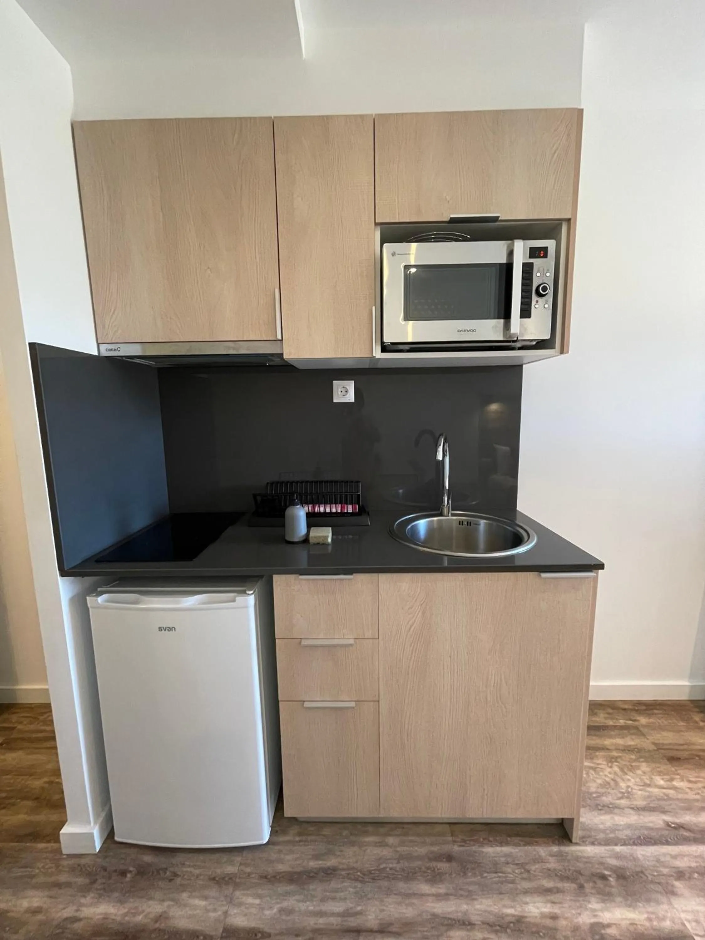 kitchen in Aparthotel Sant Andreu
