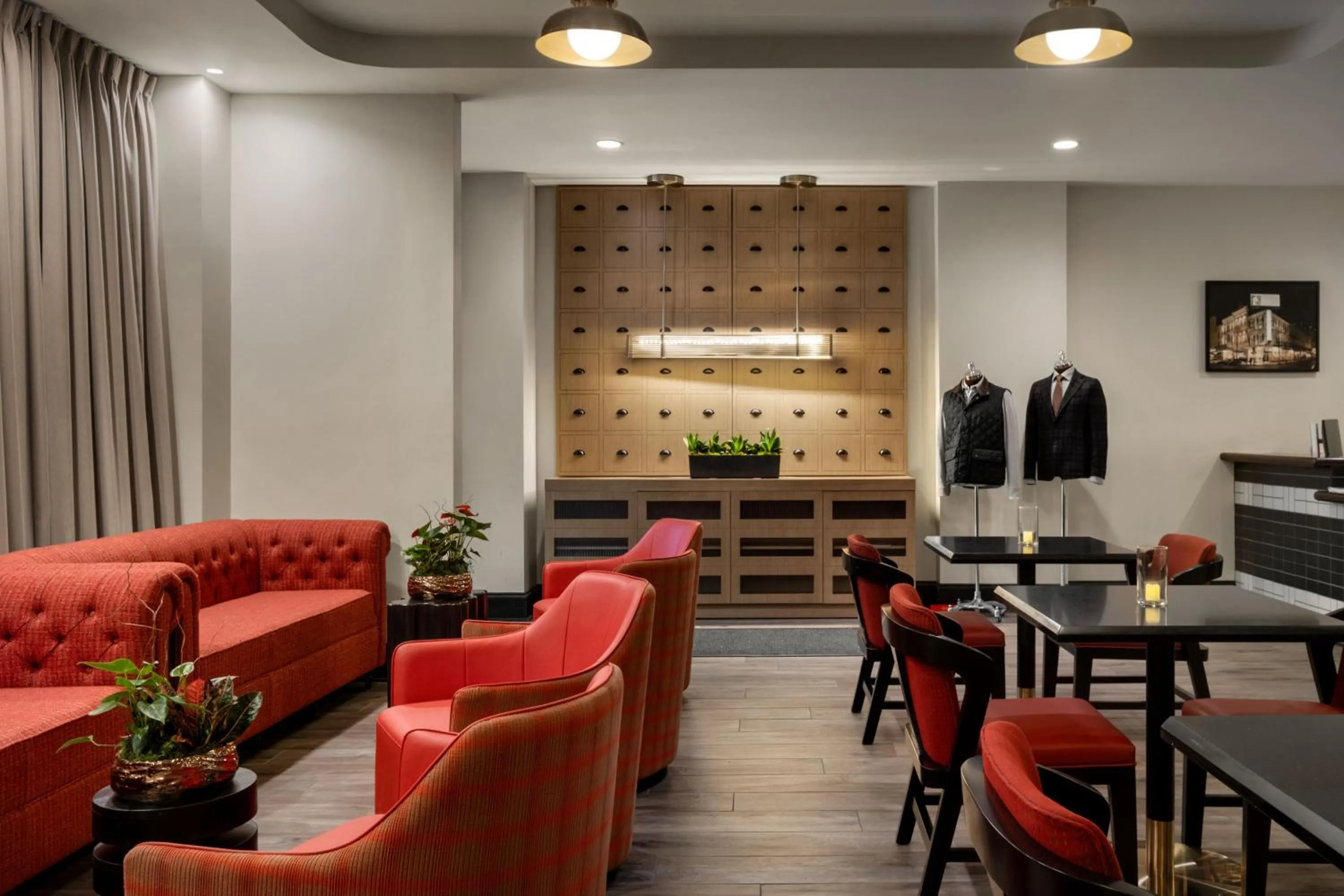 Lounge or bar in The Rubenstein Hotel